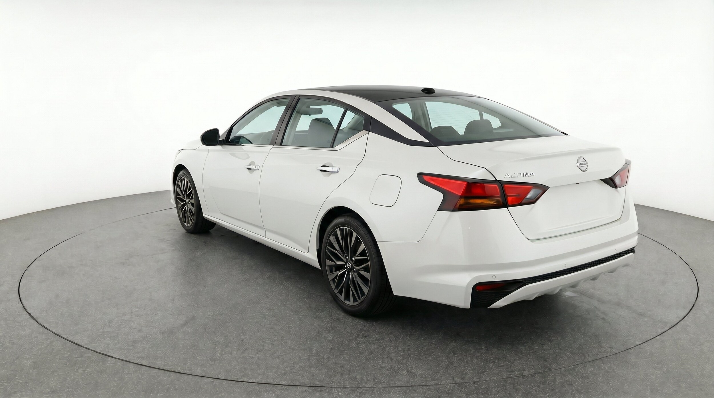 Thumbnail: 2025 Nissan Altima - 6