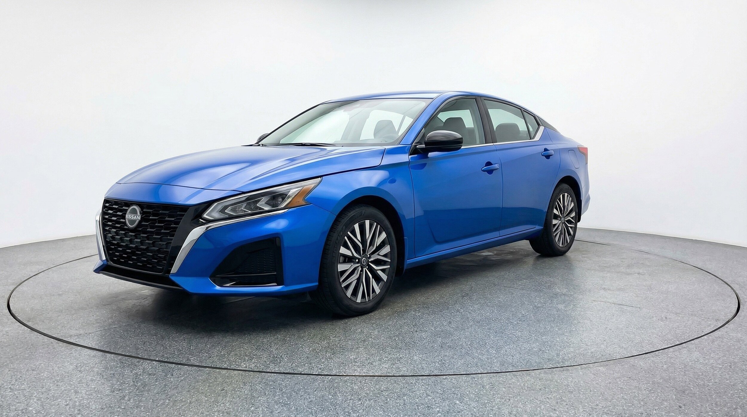 Thumbnail: 2025 Nissan Altima - 3