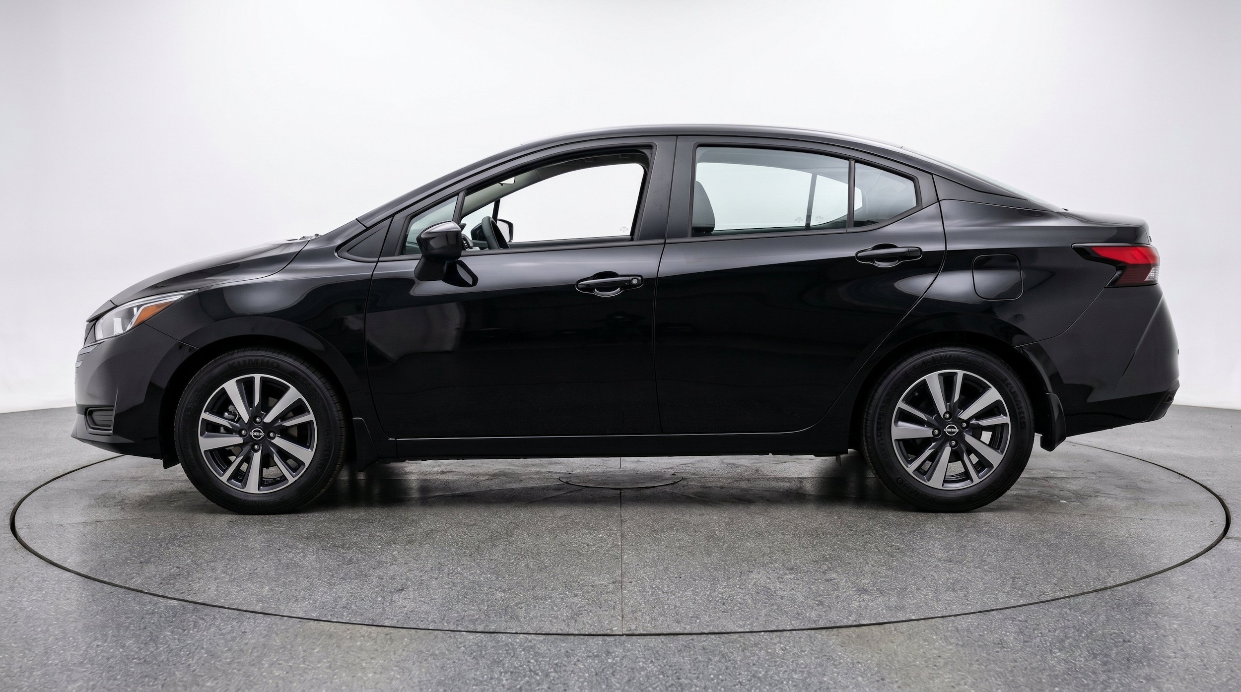 Thumbnail: 2025 Nissan Versa - 5
