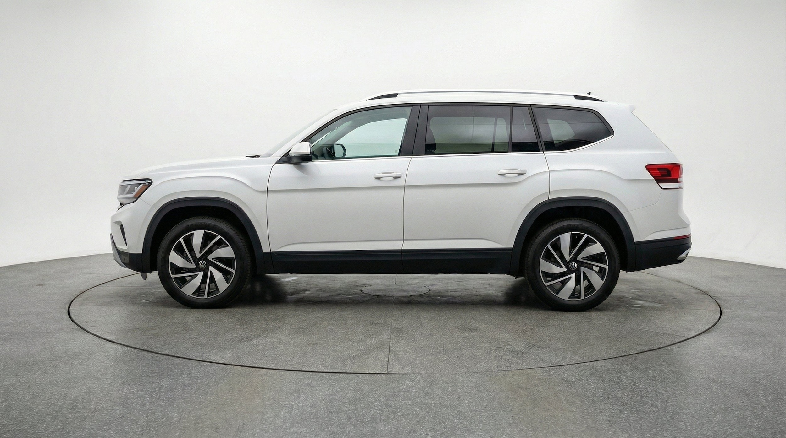 Thumbnail: 2026 Volkswagen Atlas - 5