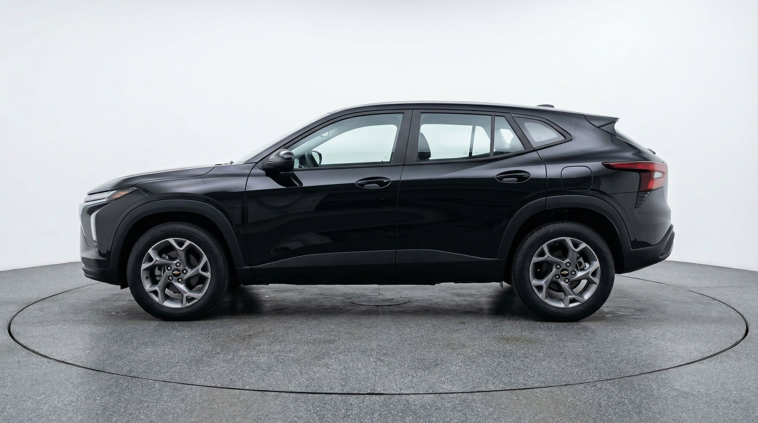 Thumbnail: 2025 Chevrolet Trax - 5