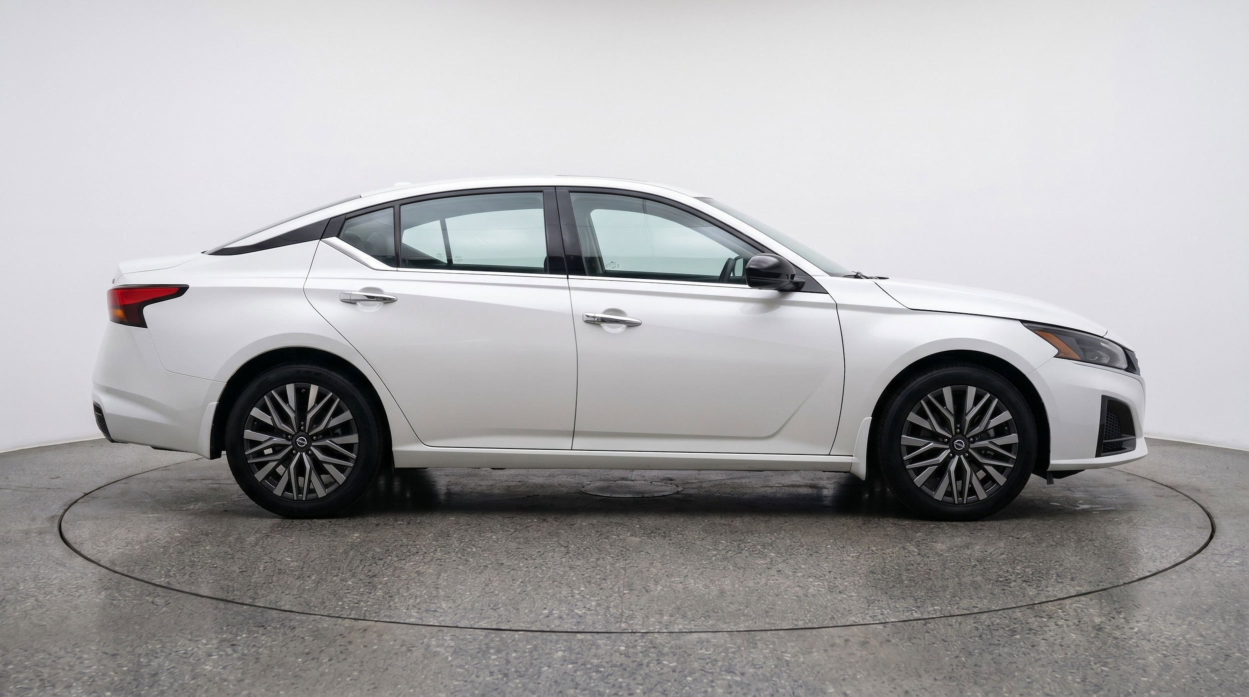 Thumbnail: 2025 Nissan Altima - 11