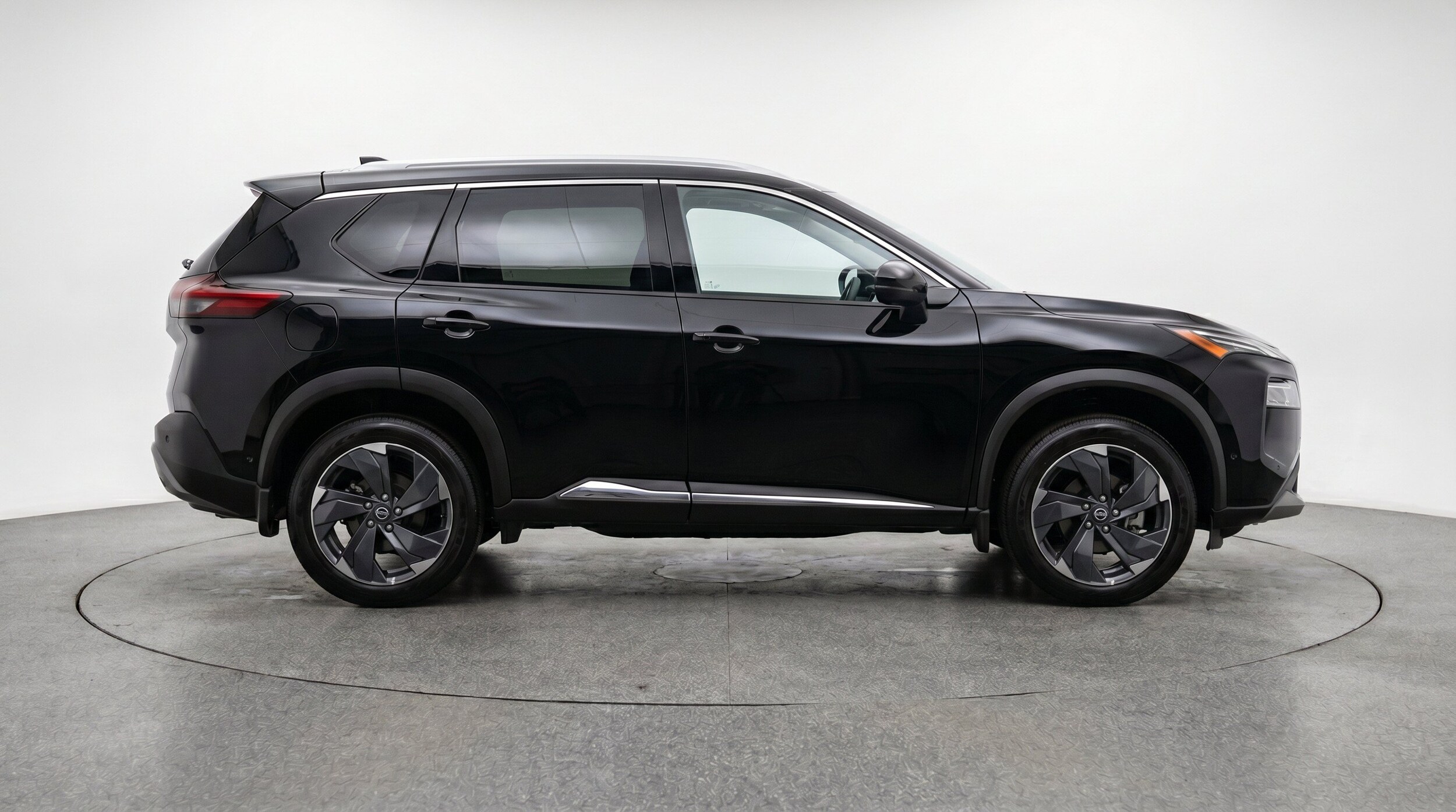 Thumbnail: 2025 Nissan Rogue - 11