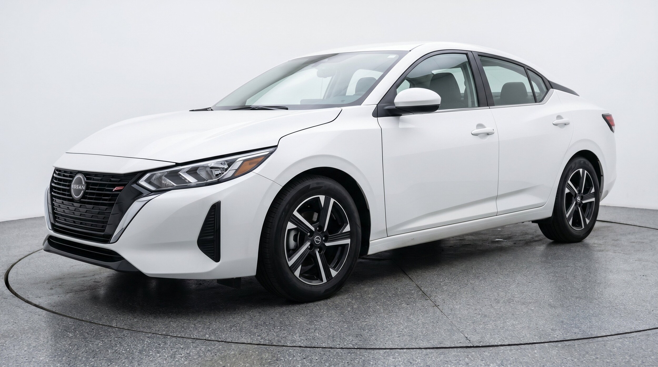Thumbnail: 2025 Nissan Sentra - 3