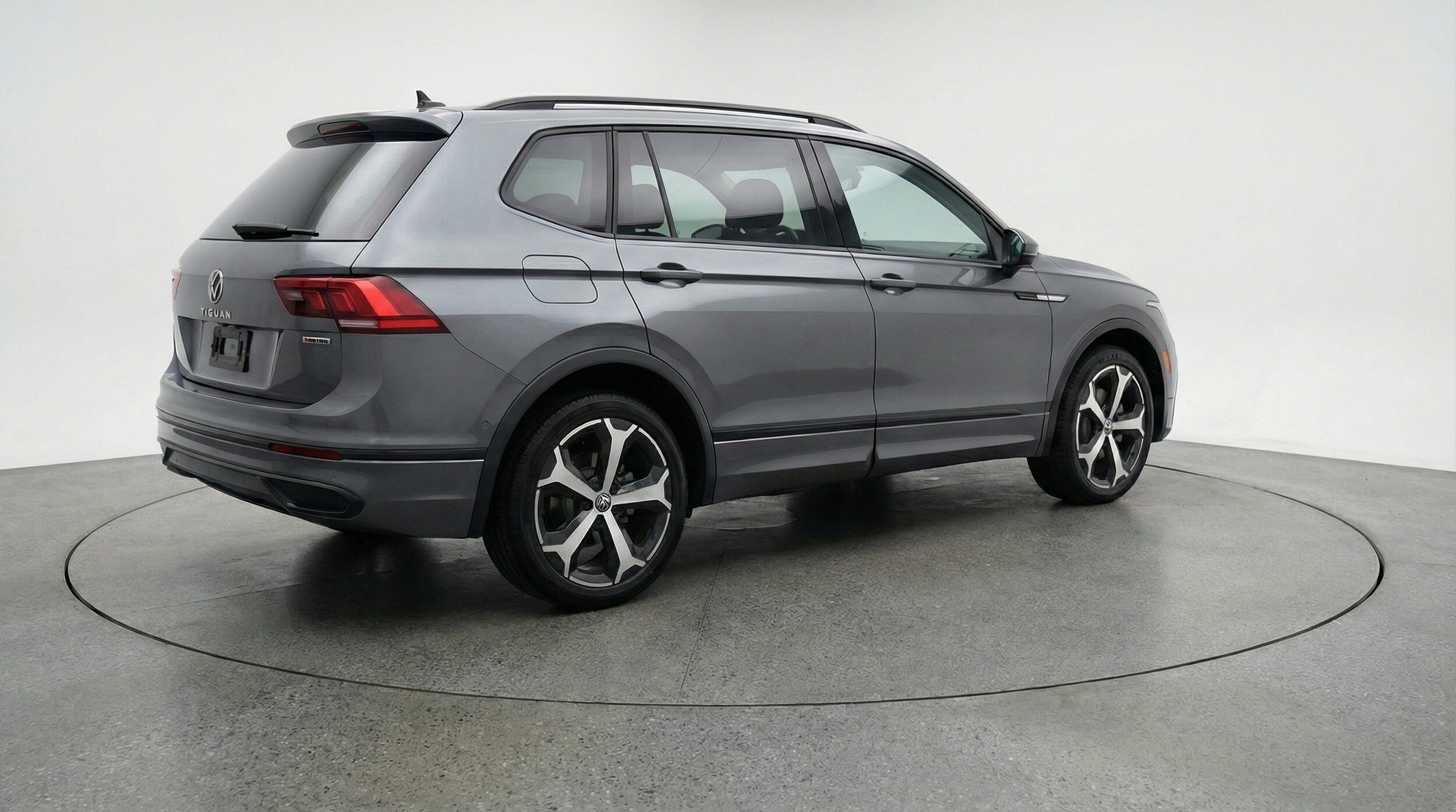 Thumbnail: 2026 Volkswagen Tiguan - 9