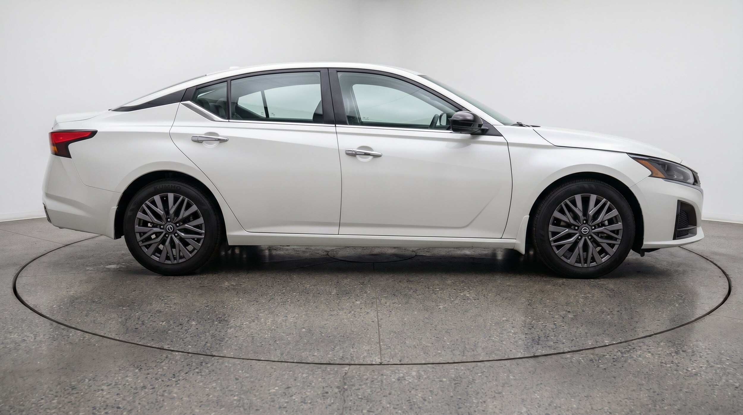 Thumbnail: 2025 Nissan Altima - 11