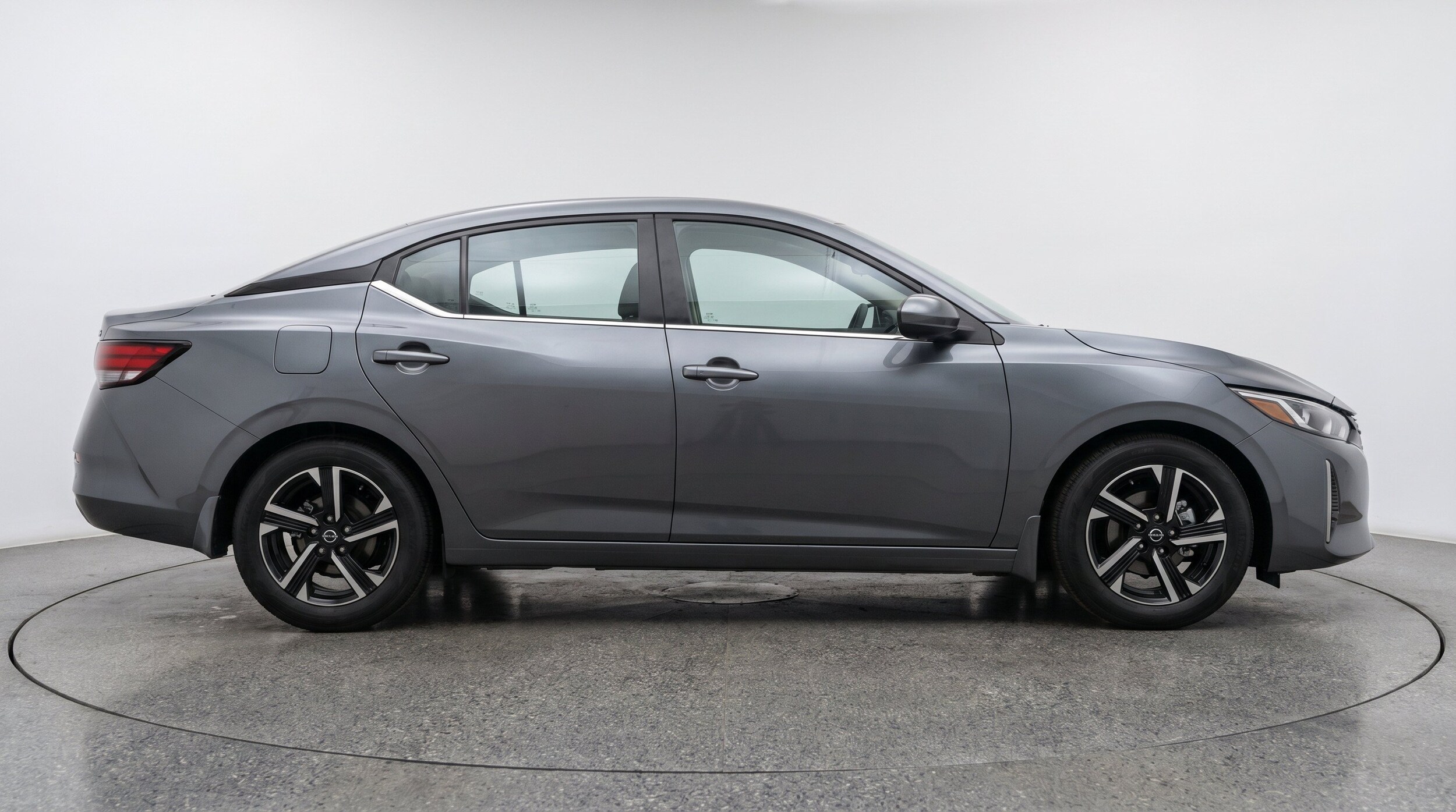 Thumbnail: 2025 Nissan Sentra - 11