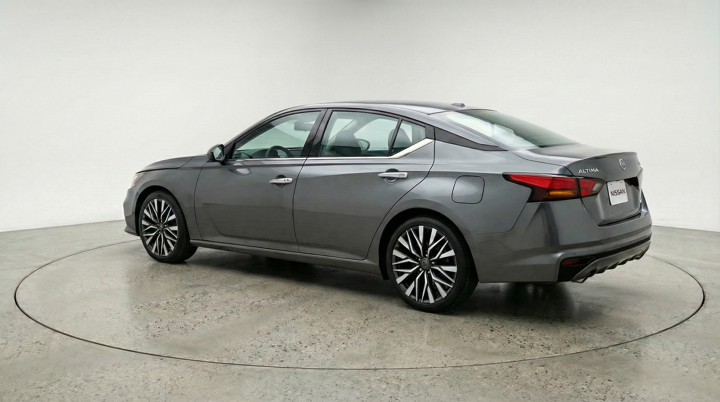 Thumbnail: 2025 Nissan Altima - 5