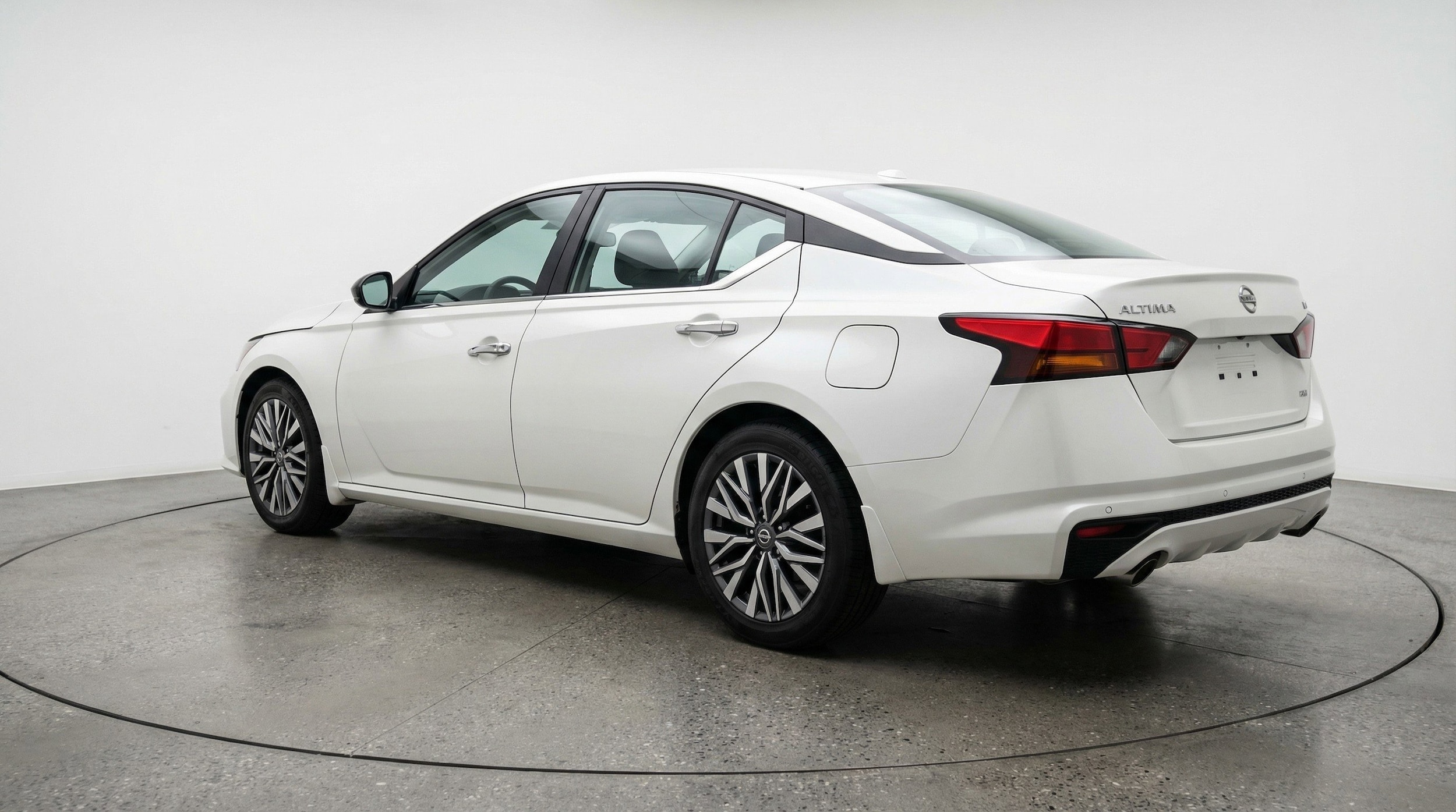 Thumbnail: 2025 Nissan Altima - 6