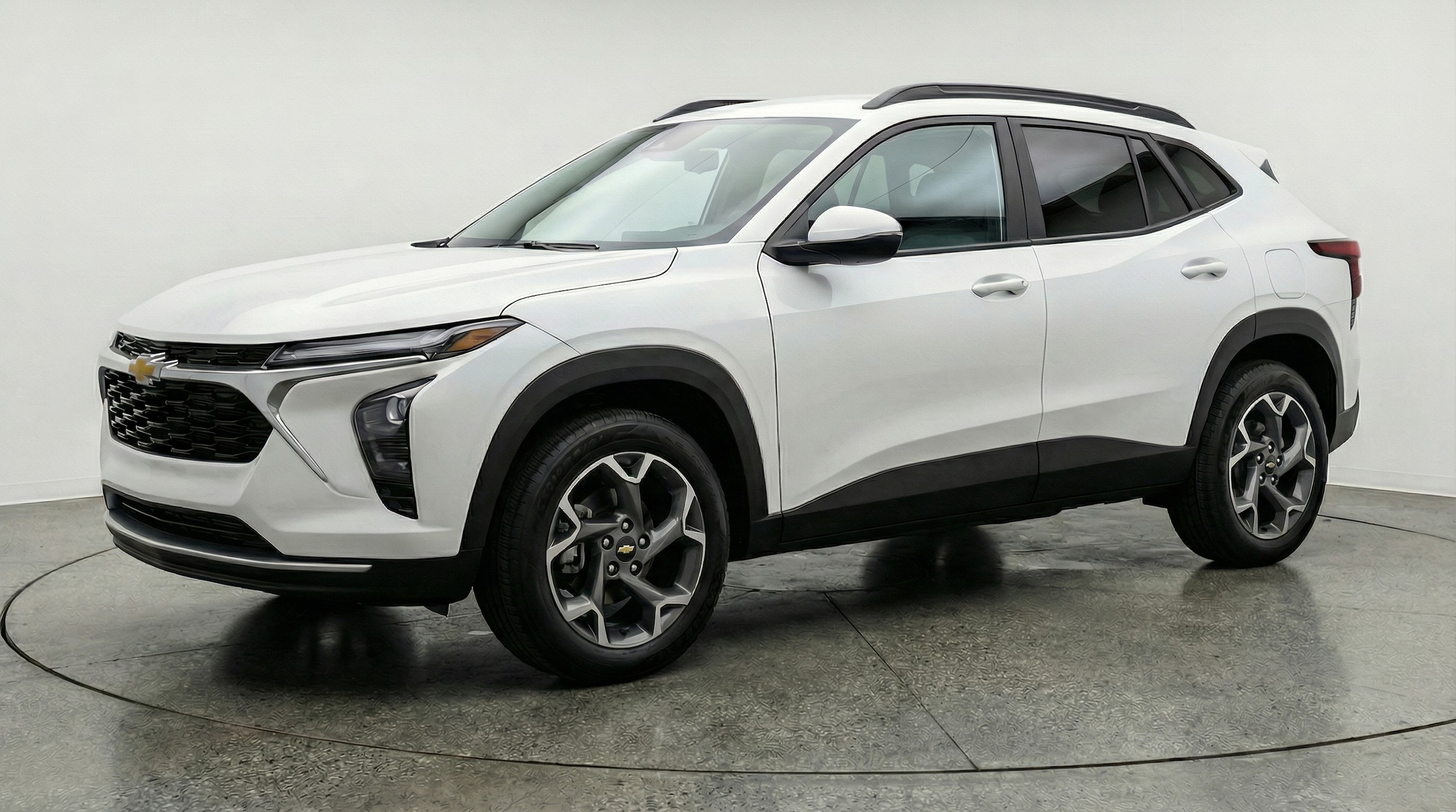 Thumbnail: 2025 Chevrolet Trax - 3