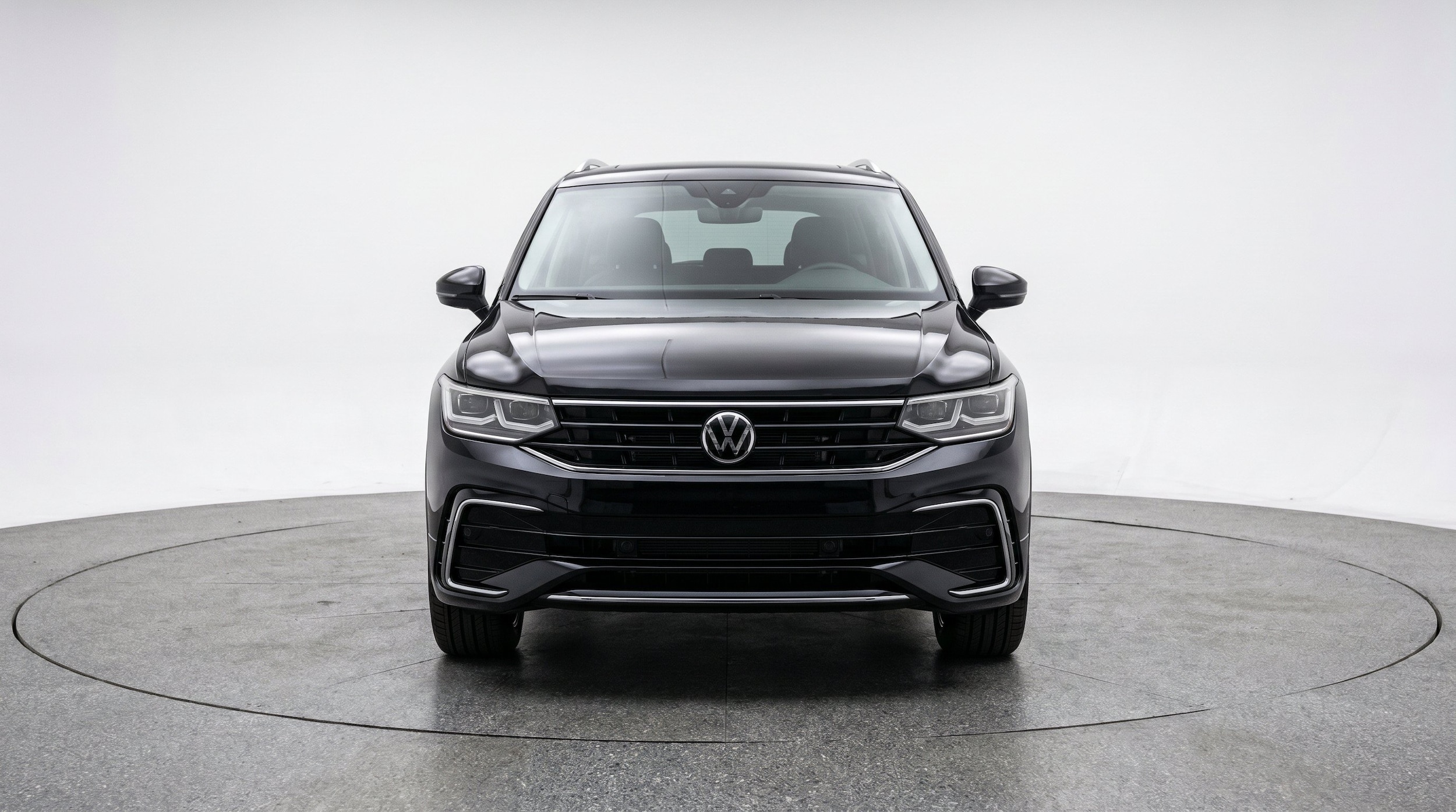 Thumbnail: 2026 Volkswagen Tiguan - 2