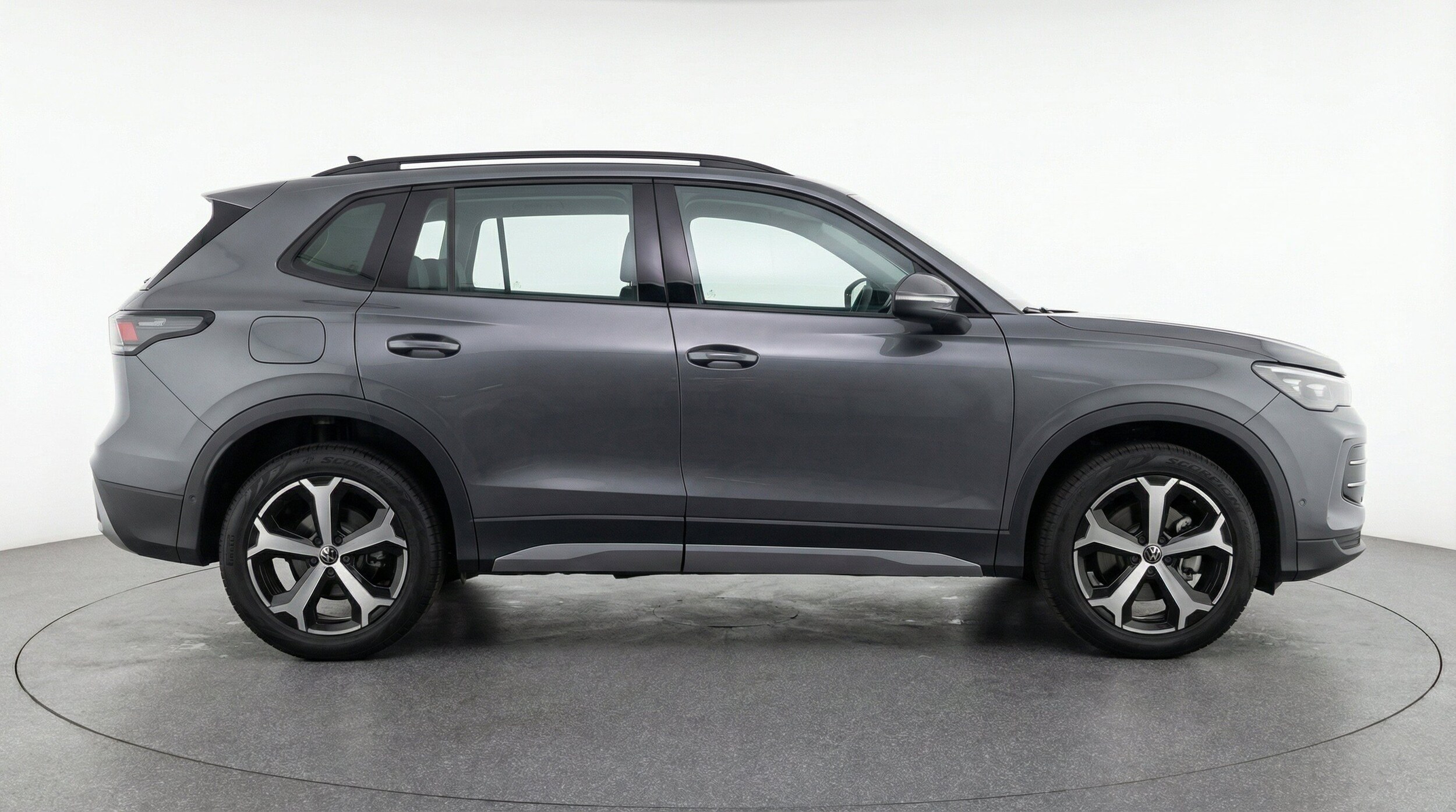 Thumbnail: 2026 Volkswagen Tiguan - 11