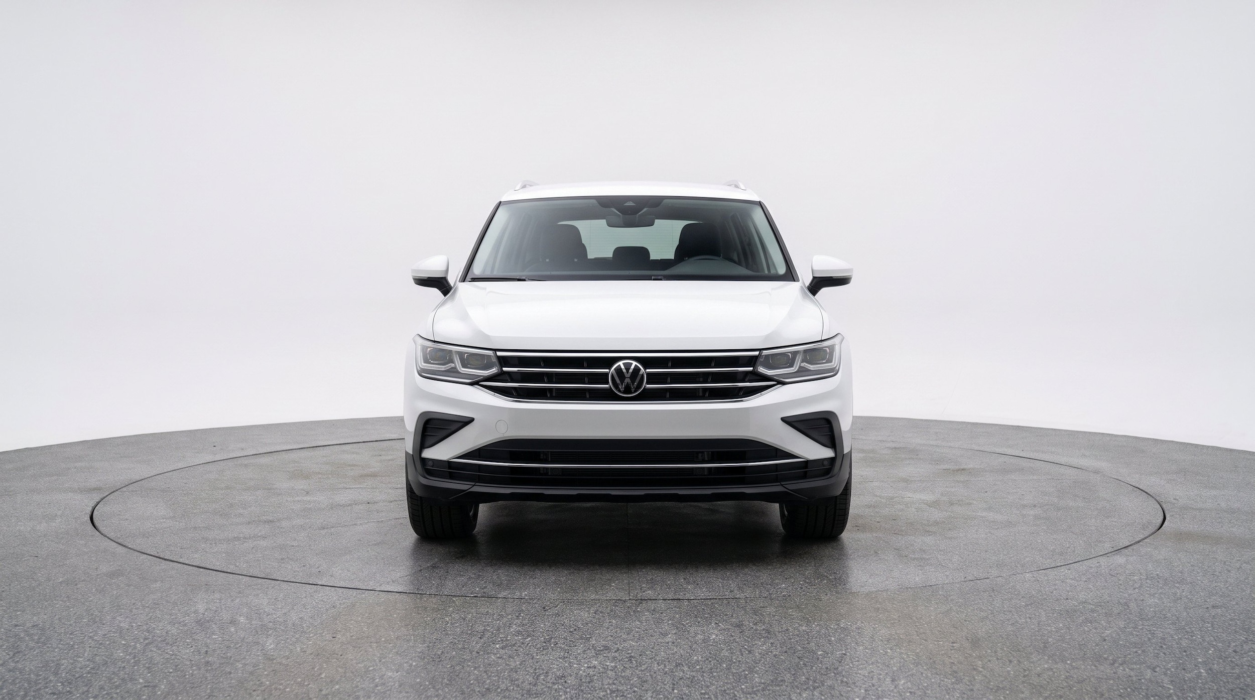 Thumbnail: 2026 Volkswagen Tiguan - 2