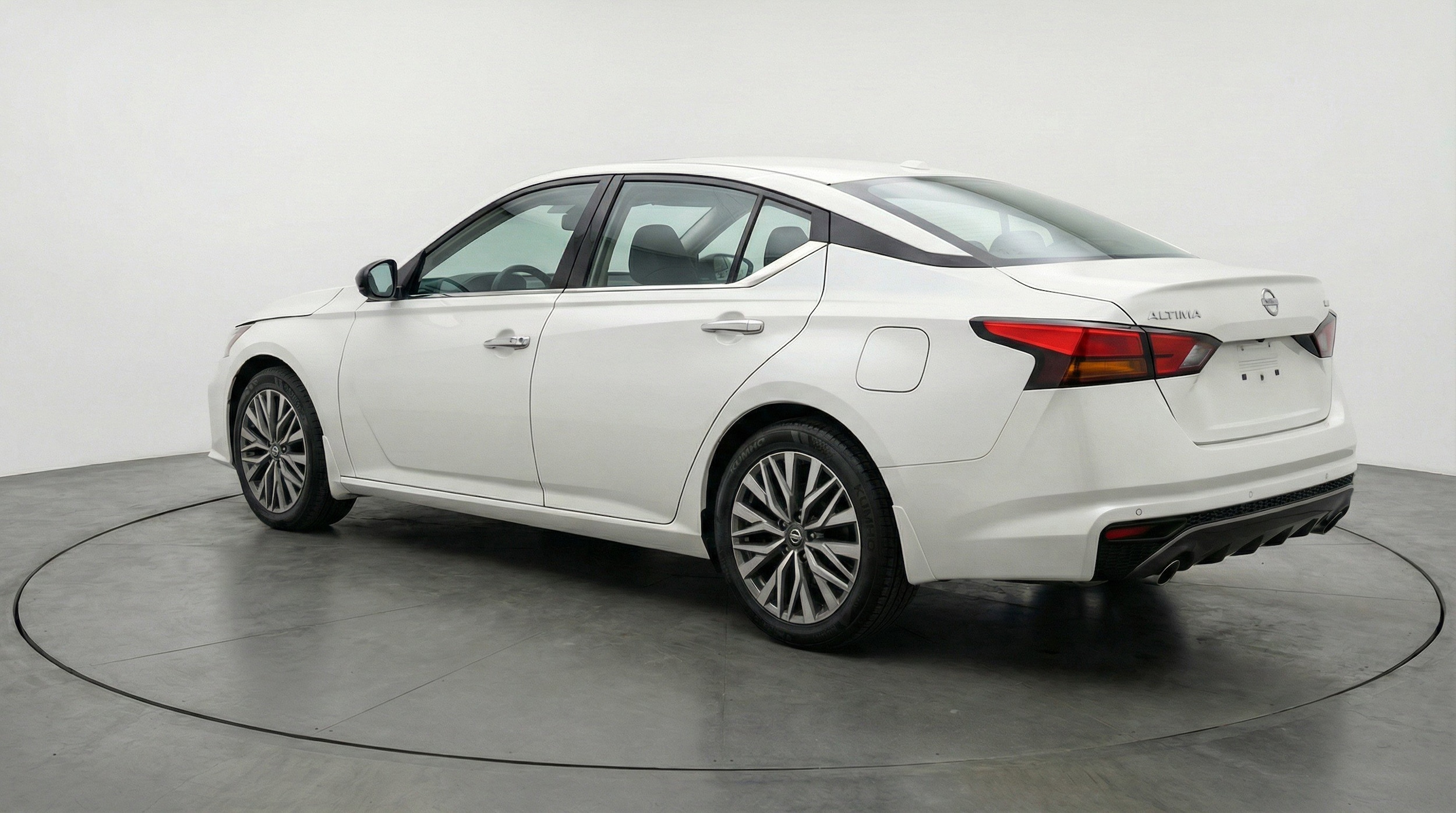 Thumbnail: 2025 Nissan Altima - 6