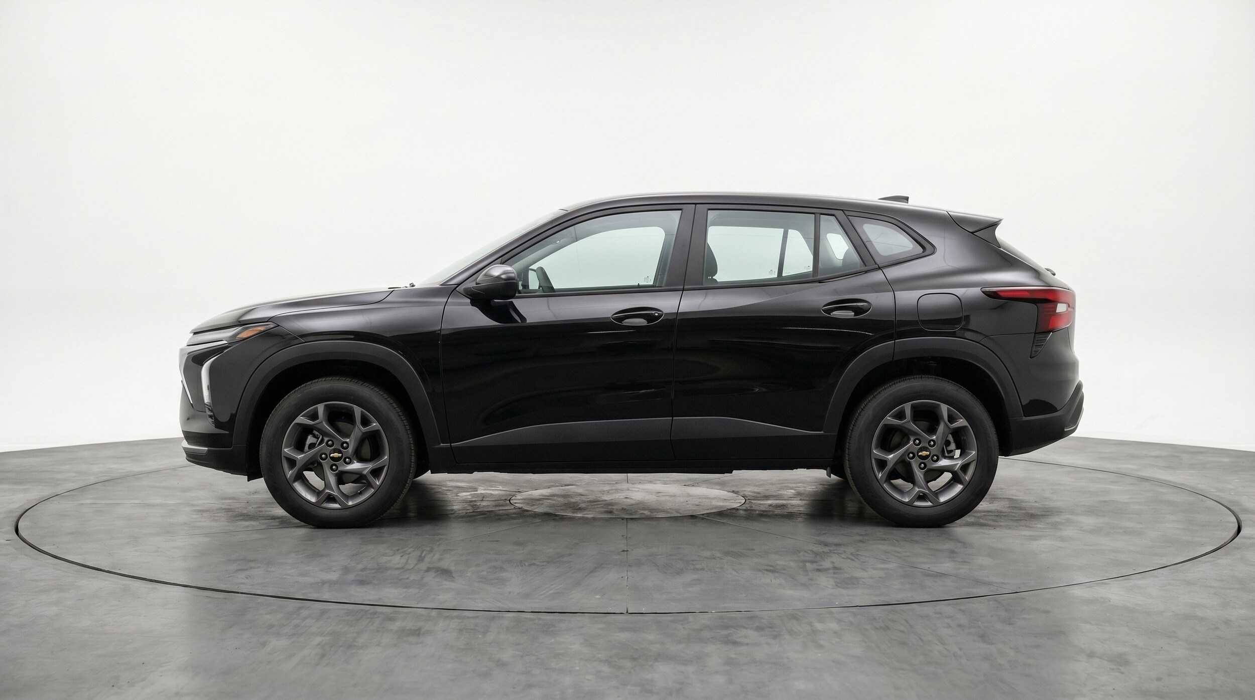 Thumbnail: 2025 Chevrolet Trax - 5
