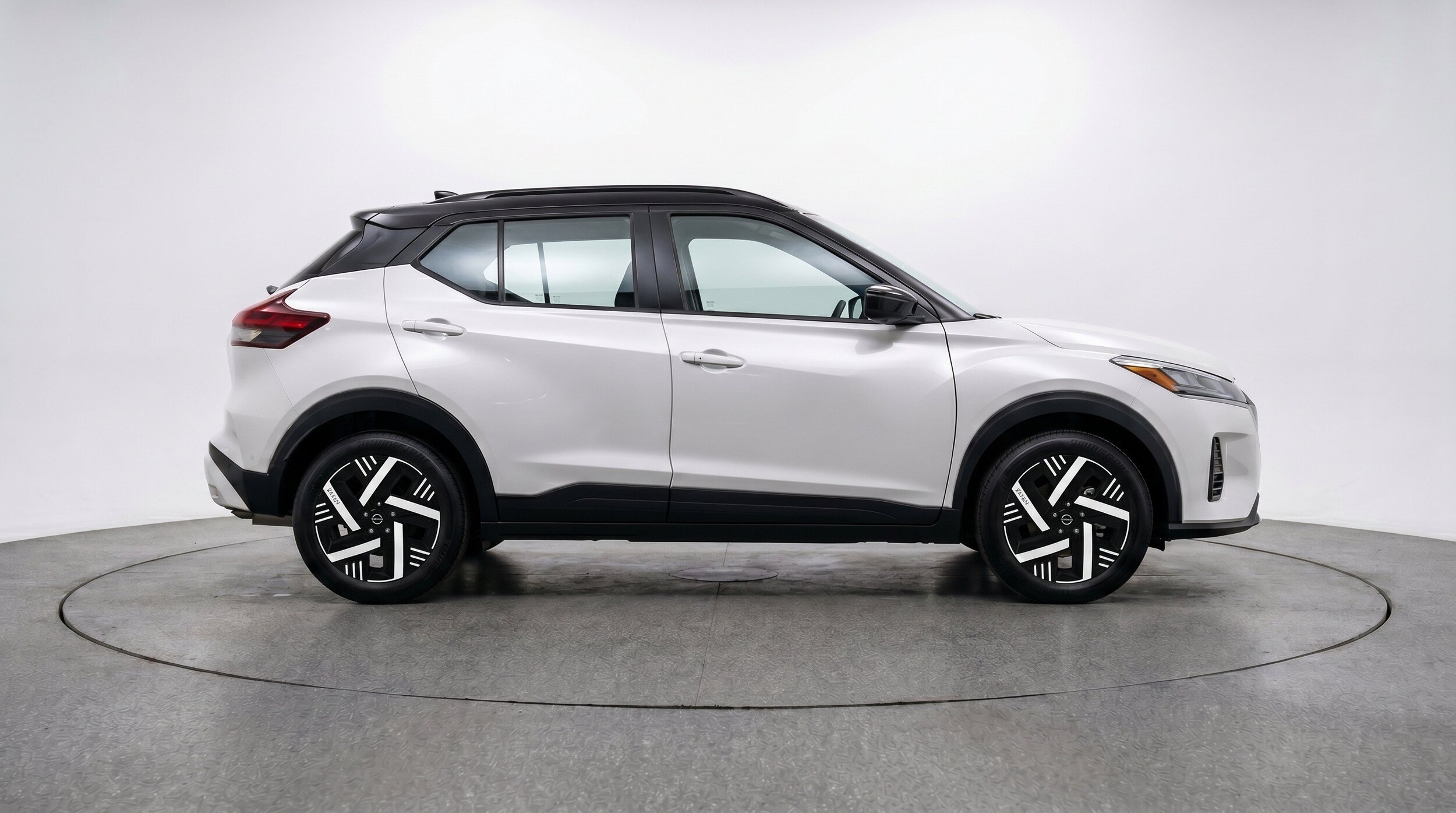 Thumbnail: 2026 Nissan Kicks - 11