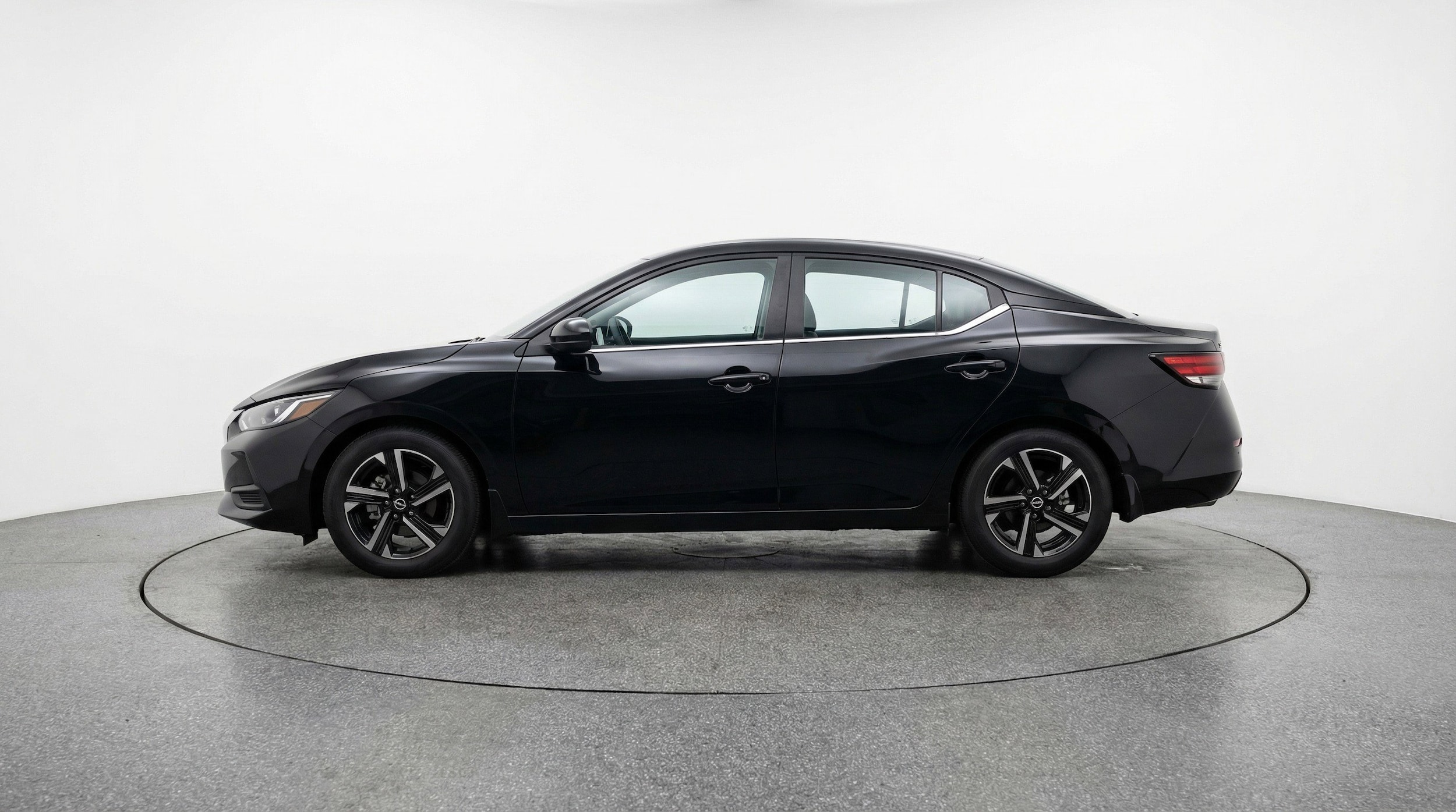 Thumbnail: 2025 Nissan Sentra - 5