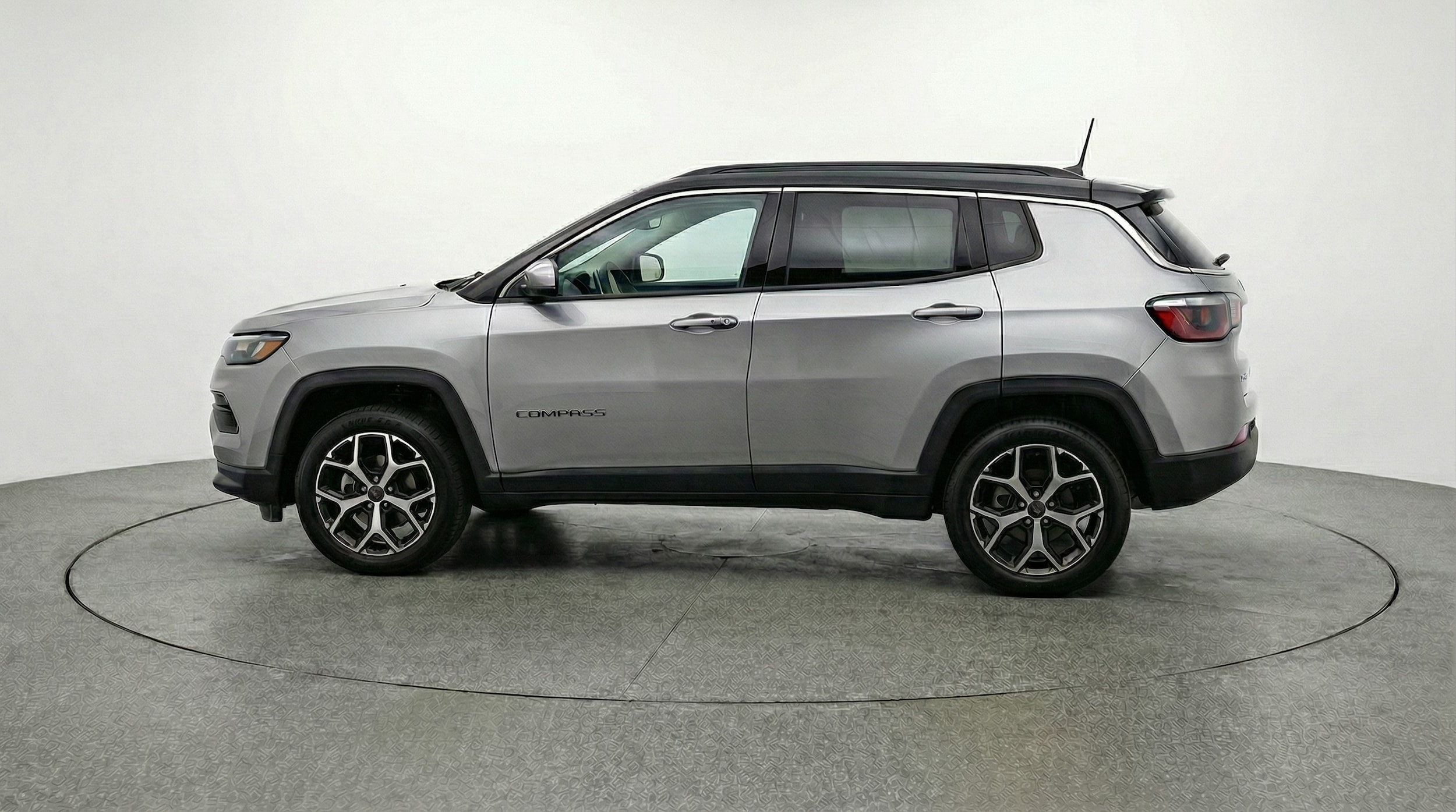 Thumbnail: 2025 Jeep Compass - 4