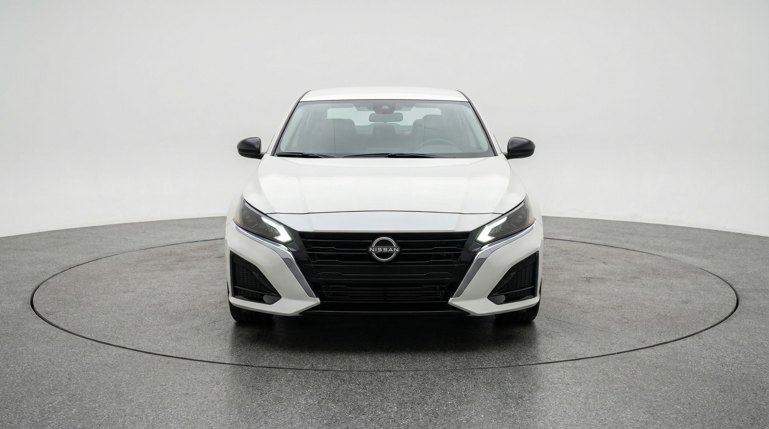 Thumbnail: 2025 Nissan Altima - 2