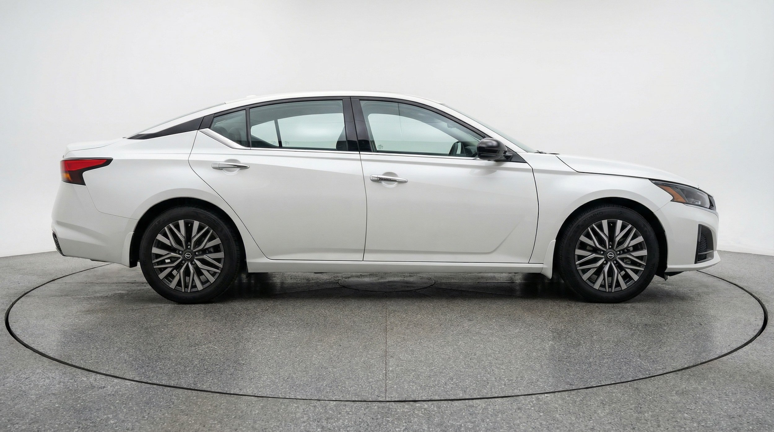 Thumbnail: 2025 Nissan Altima - 8