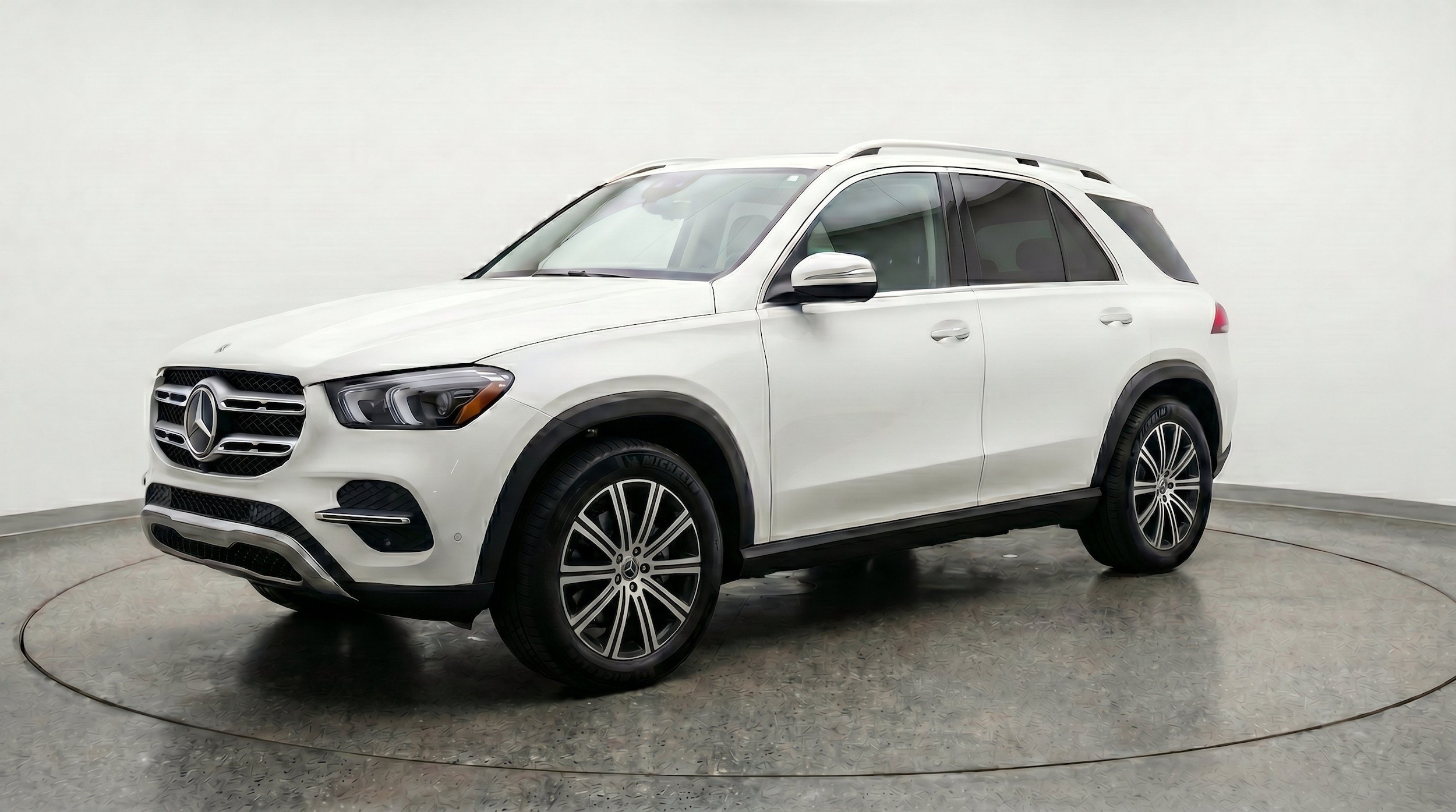 Thumbnail: 2026 Mercedes-Benz GLE - 3