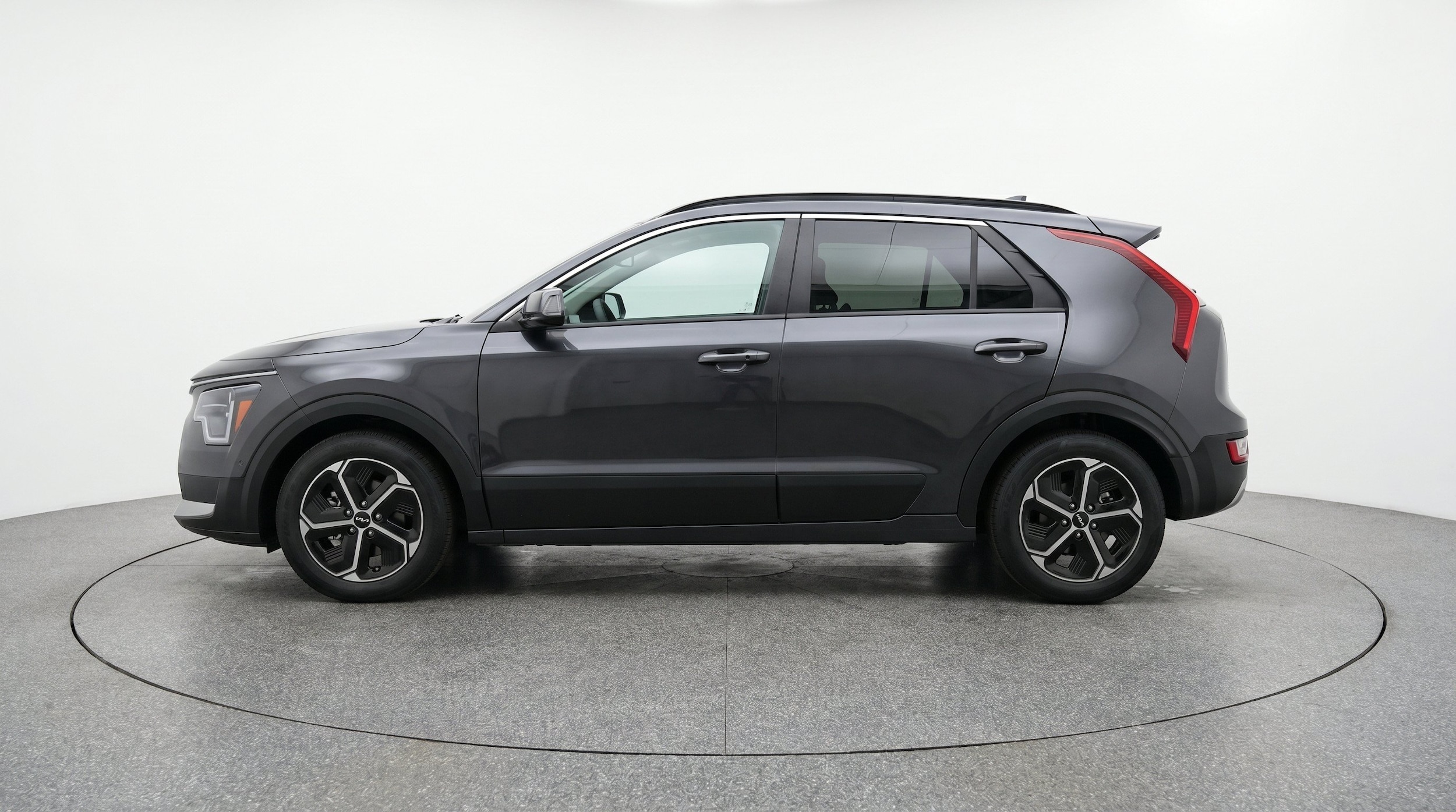 Thumbnail: 2026 Kia Niro - 5