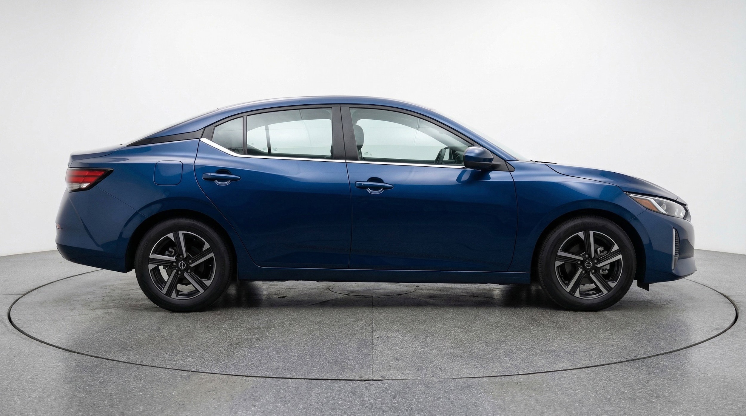Thumbnail: 2025 Nissan Sentra - 11