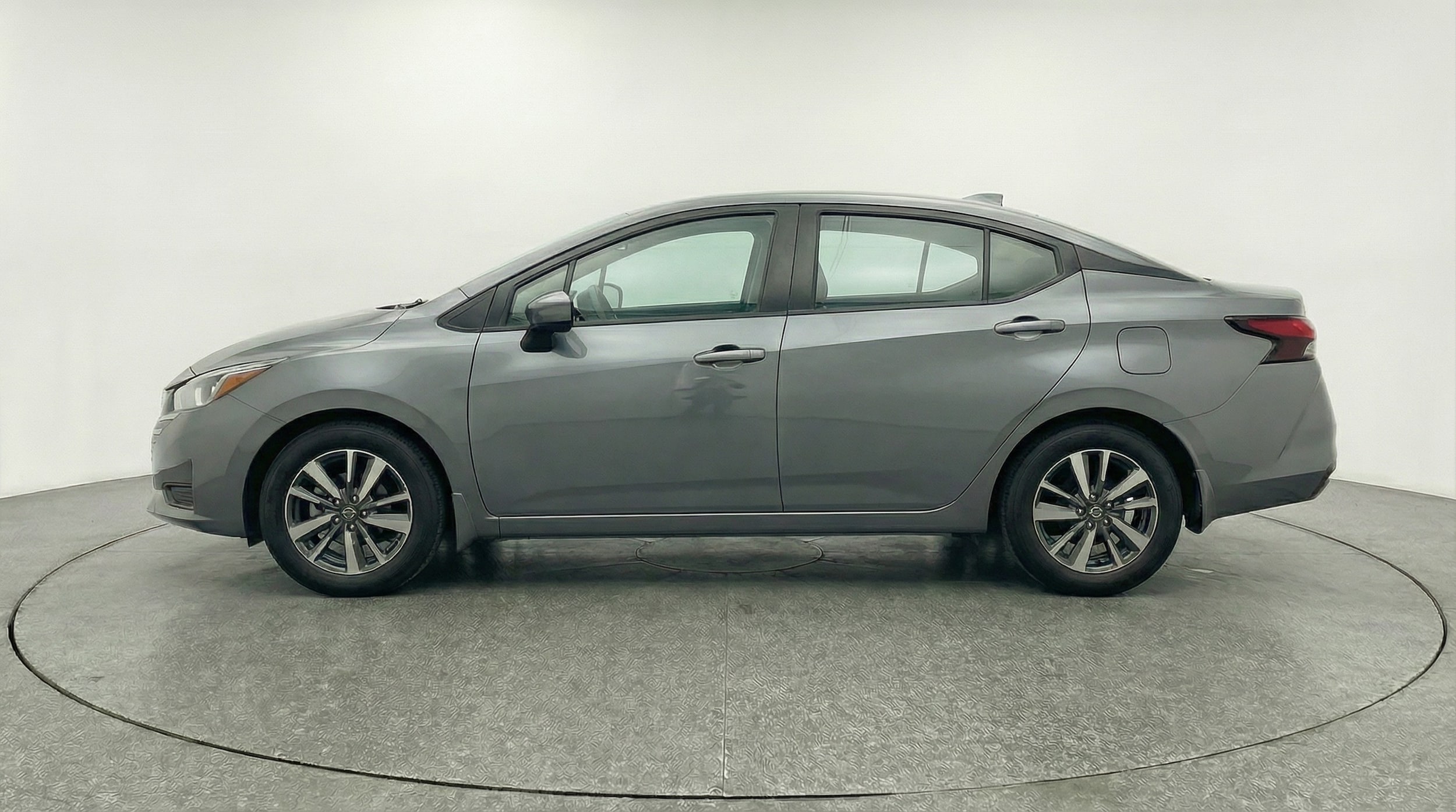 Thumbnail: 2025 Nissan Versa - 4