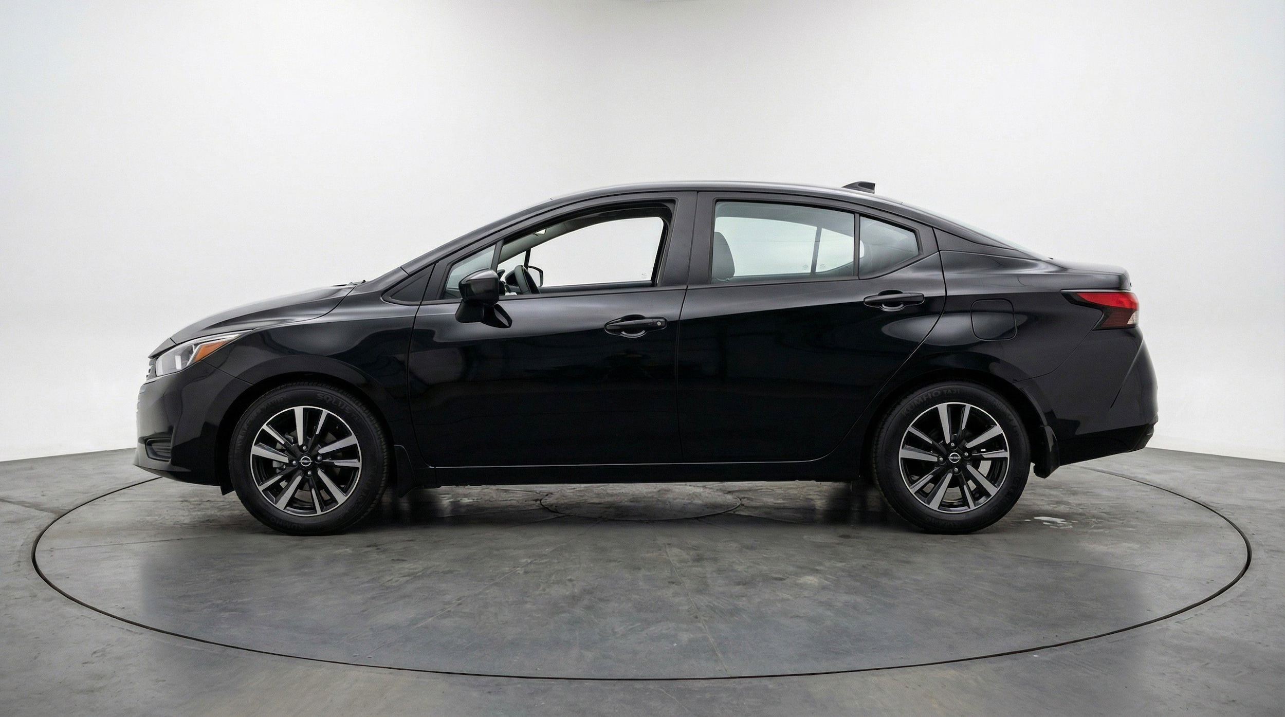 Thumbnail: 2025 Nissan Versa - 5
