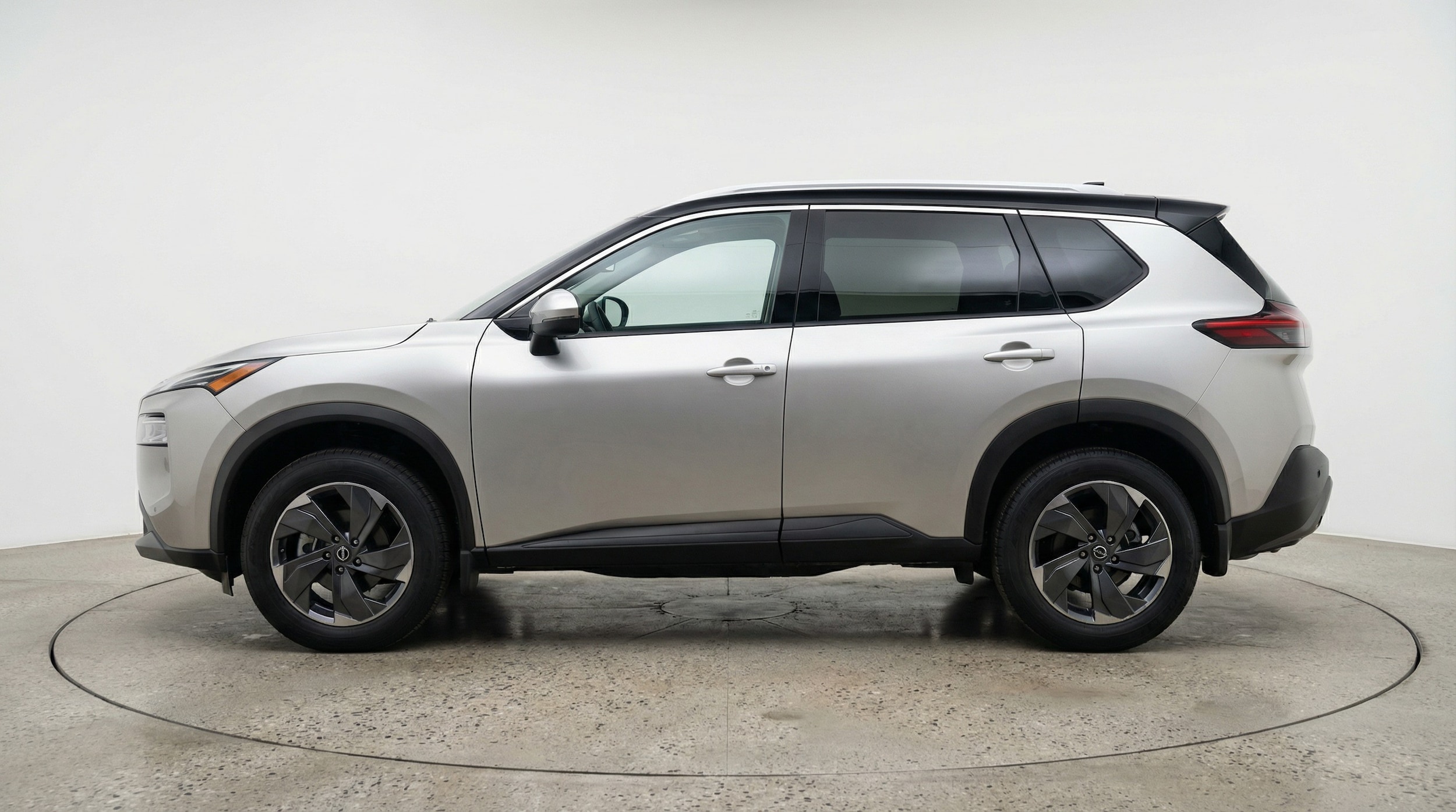 Thumbnail: 2025 Nissan Rogue - 4