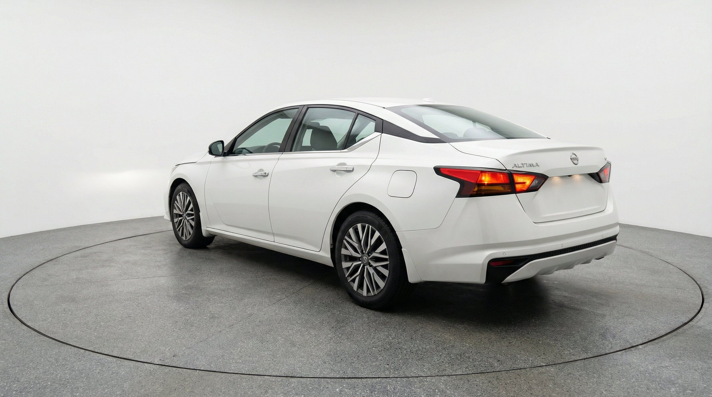 Thumbnail: 2025 Nissan Altima - 6