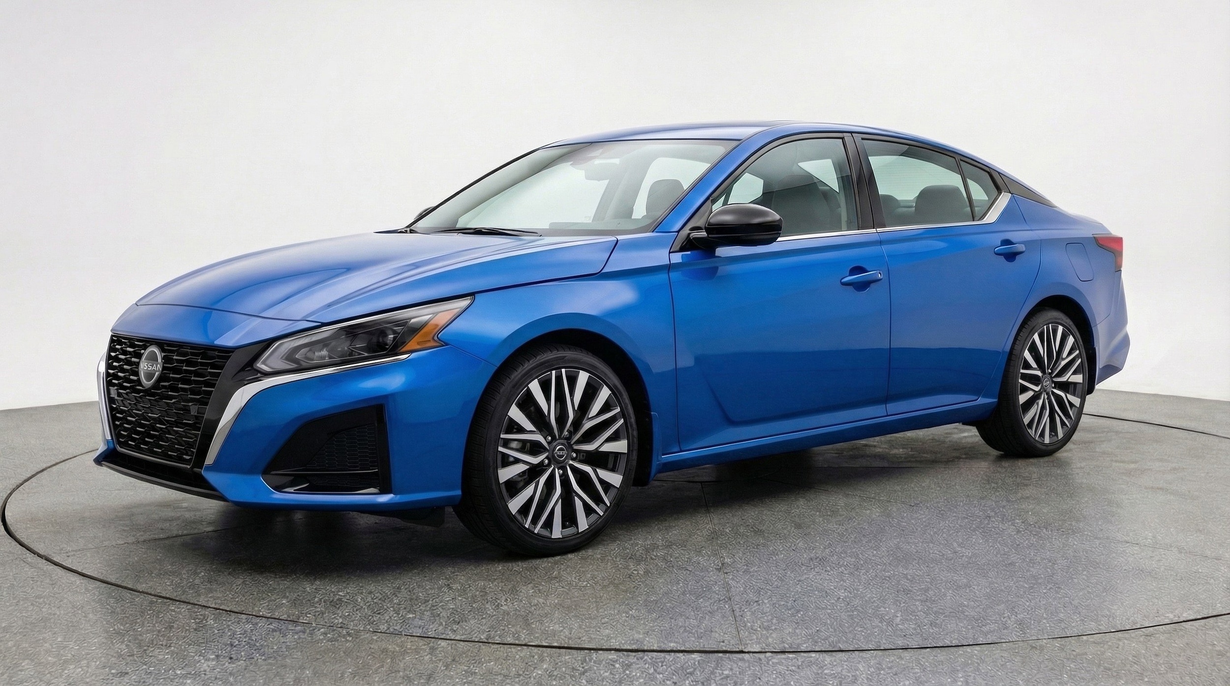 Thumbnail: 2025 Nissan Altima - 3