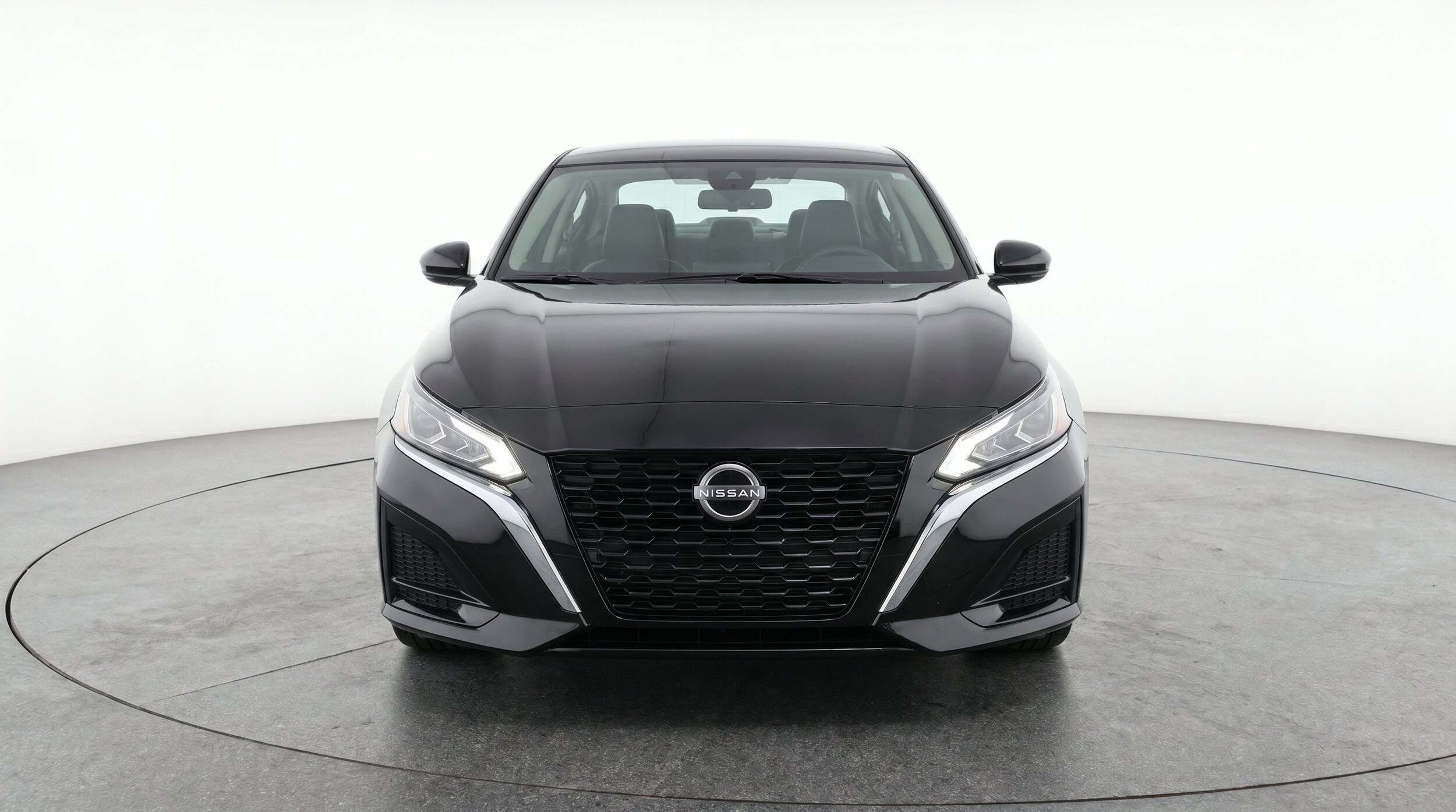 Thumbnail: 2025 Nissan Altima - 2