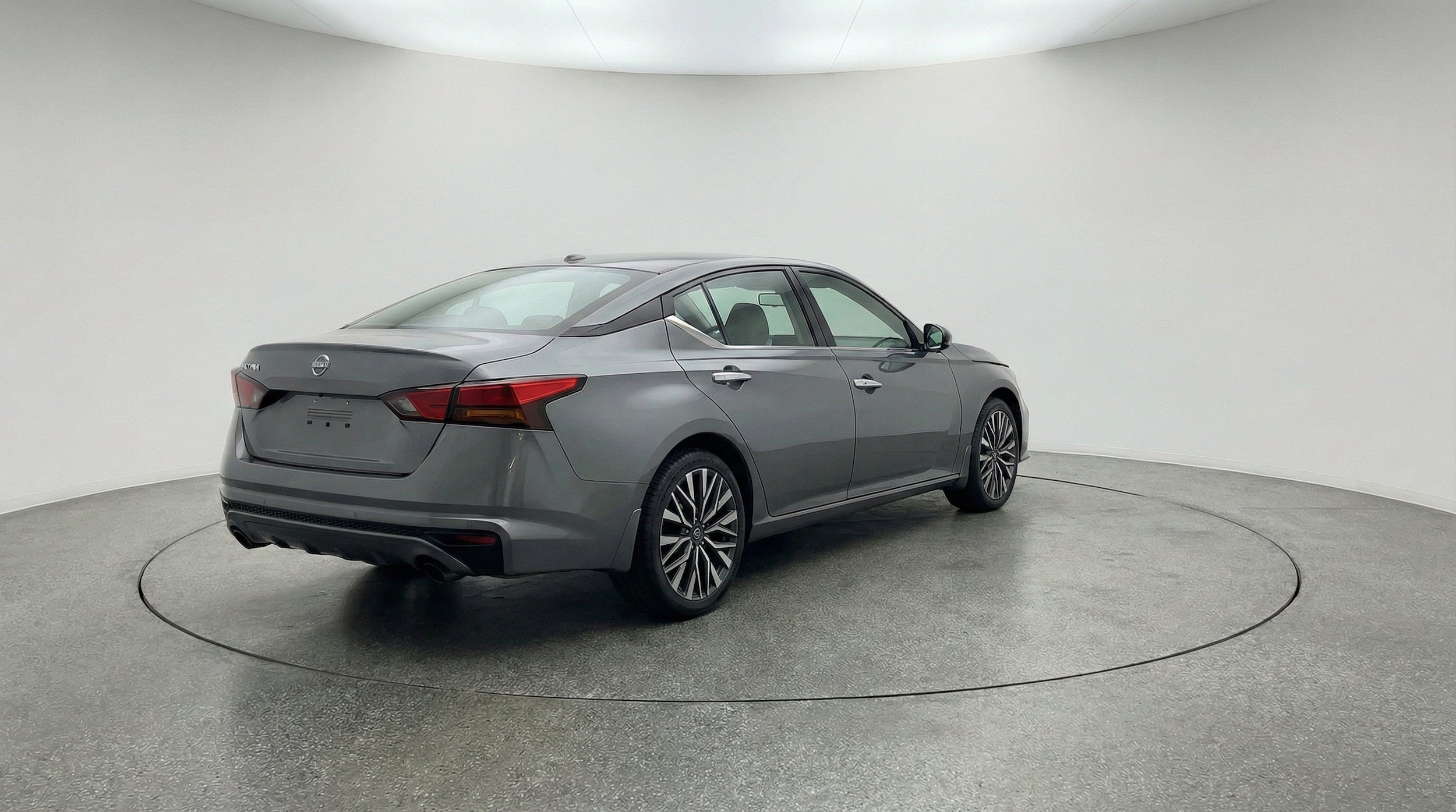 Thumbnail: 2025 Nissan Altima - 9