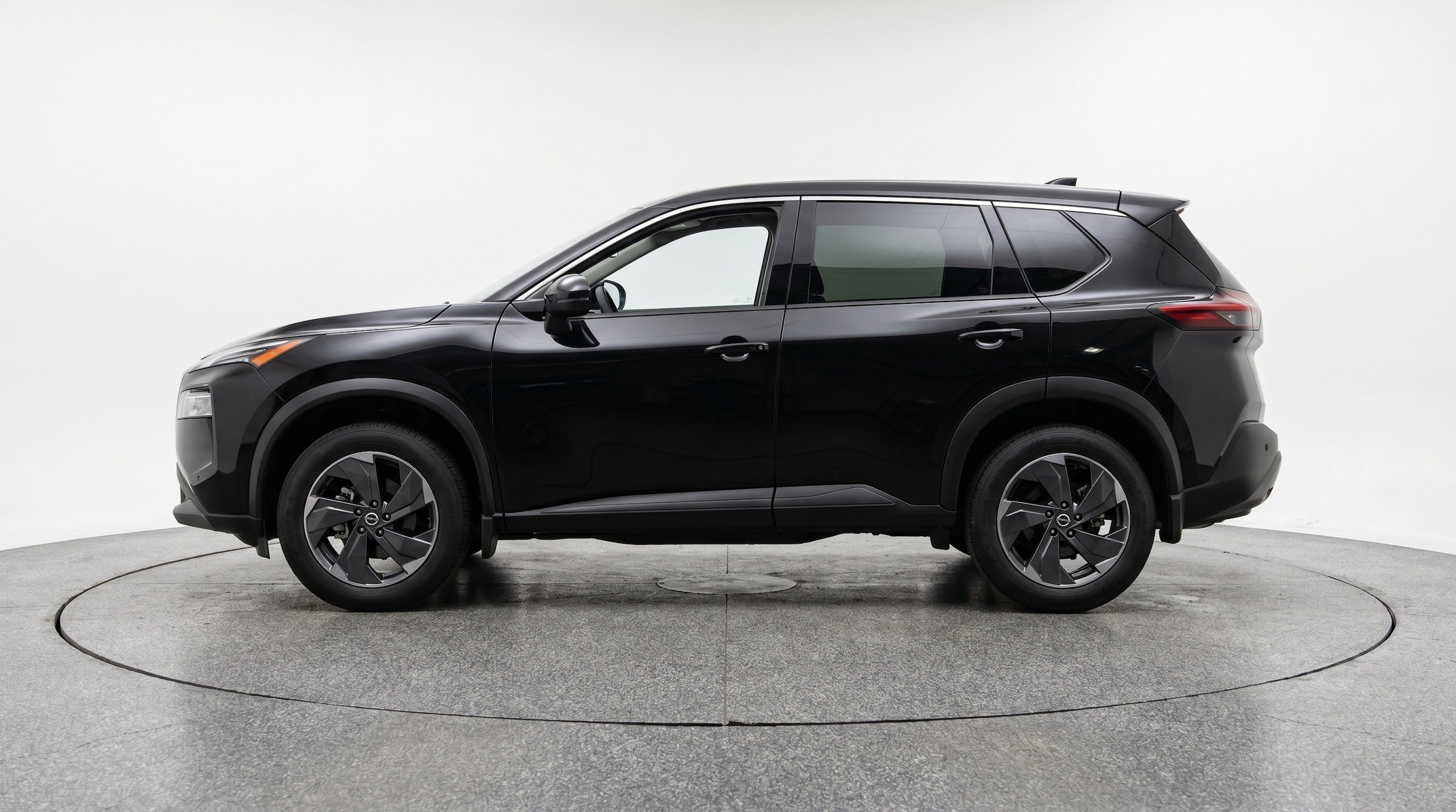 Thumbnail: 2025 Nissan Rogue - 5
