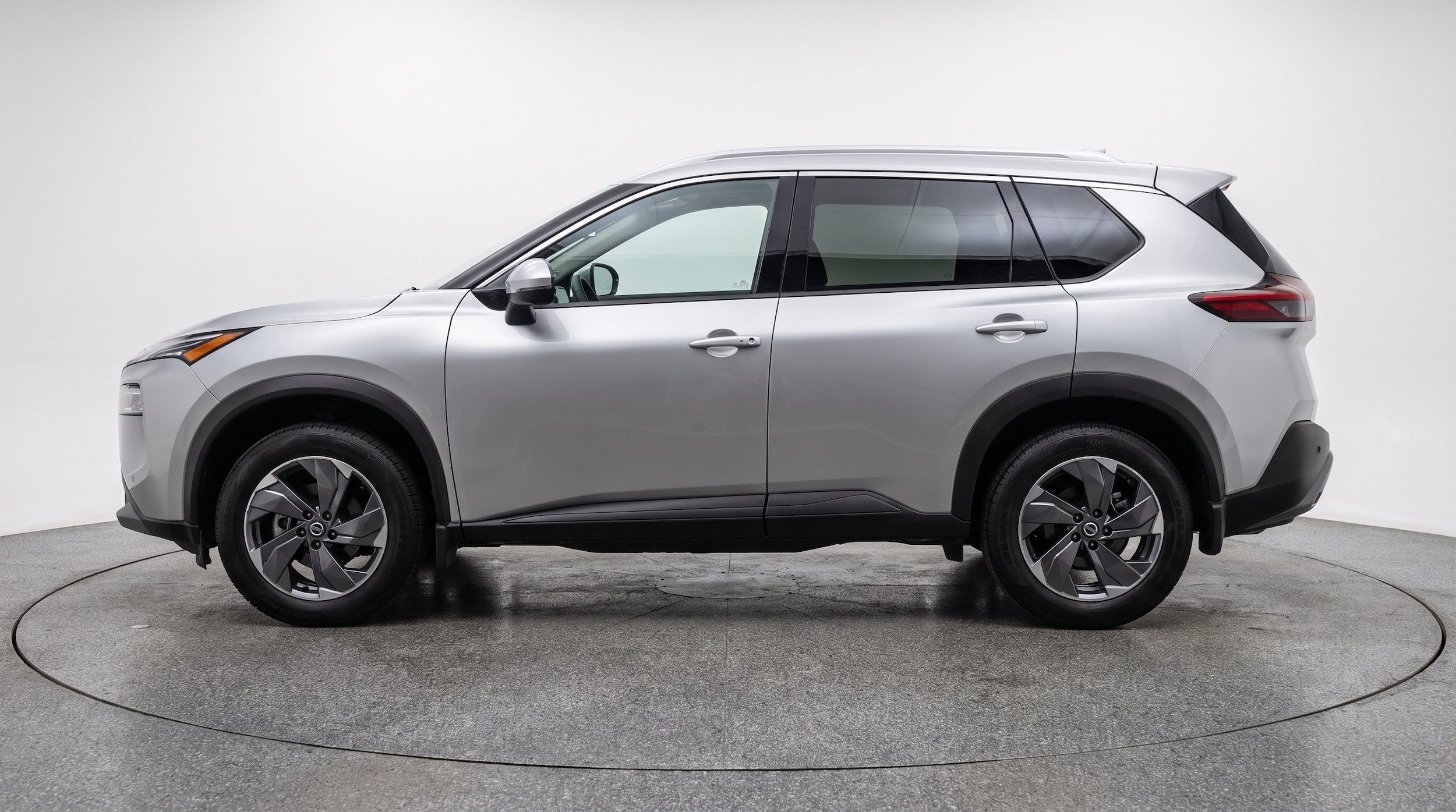 Thumbnail: 2025 Nissan Rogue - 5
