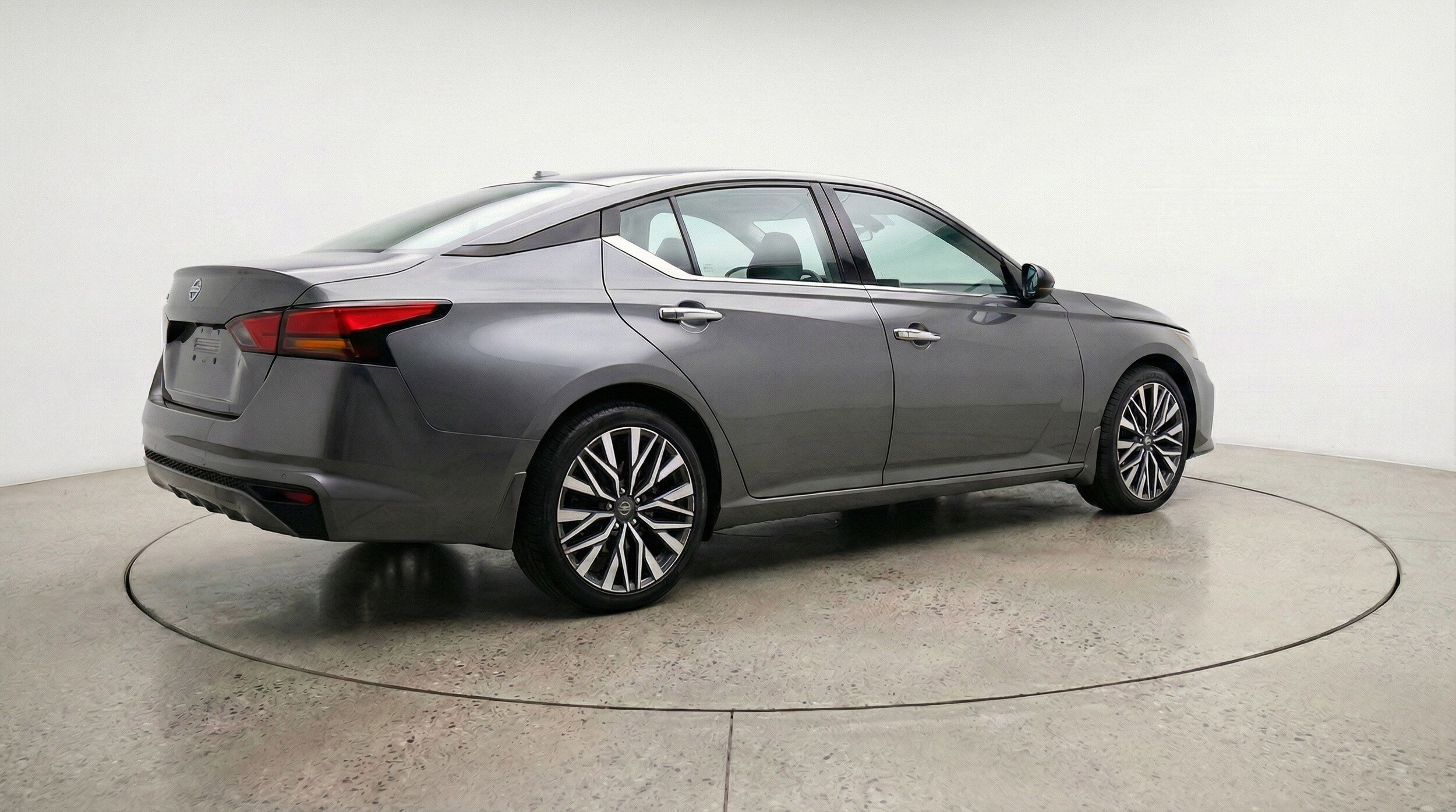 Thumbnail: 2025 Nissan Altima - 9