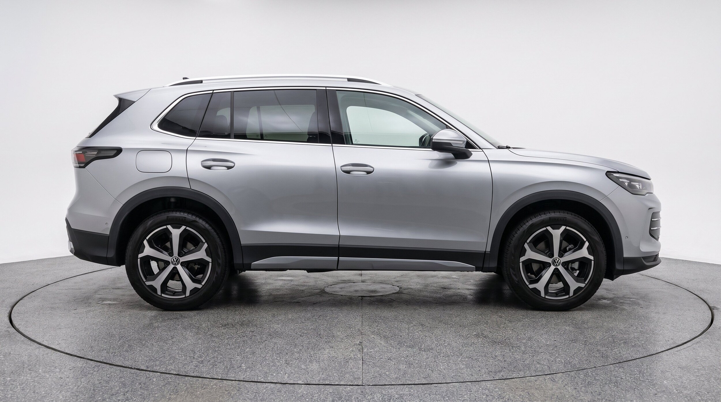 Thumbnail: 2026 Volkswagen Tiguan - 11