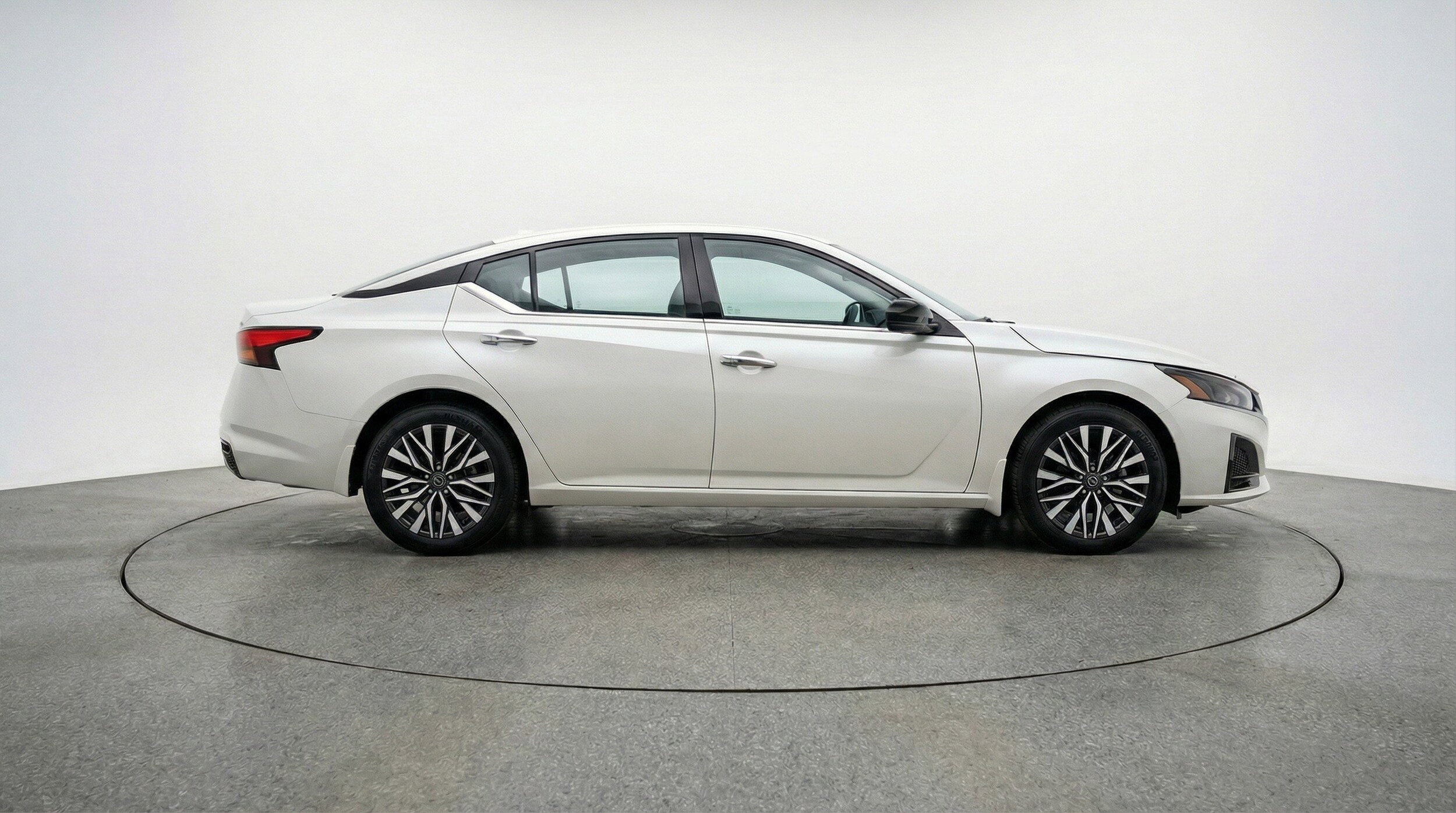 Thumbnail: 2025 Nissan Altima - 11
