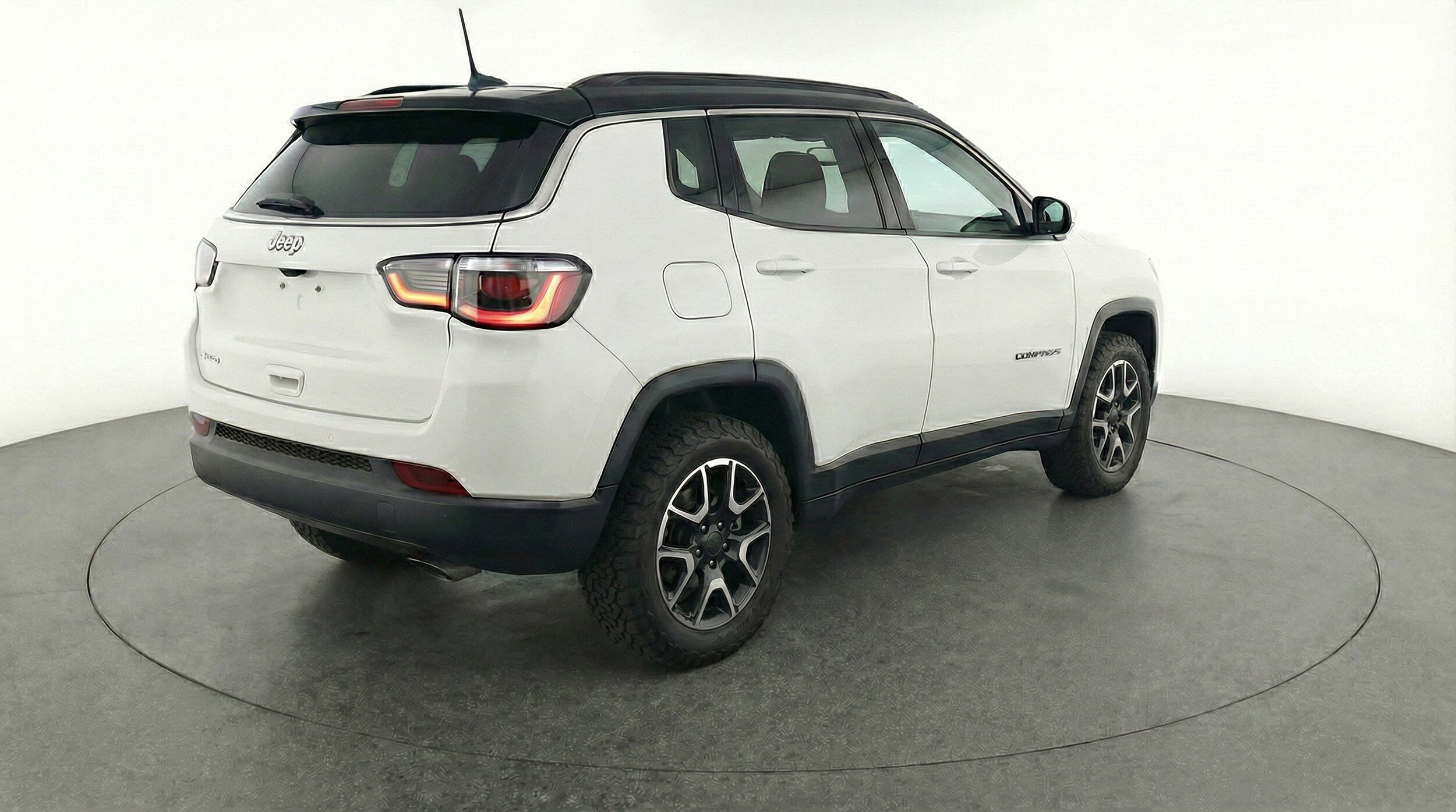 Thumbnail: 2025 Jeep Compass - 9