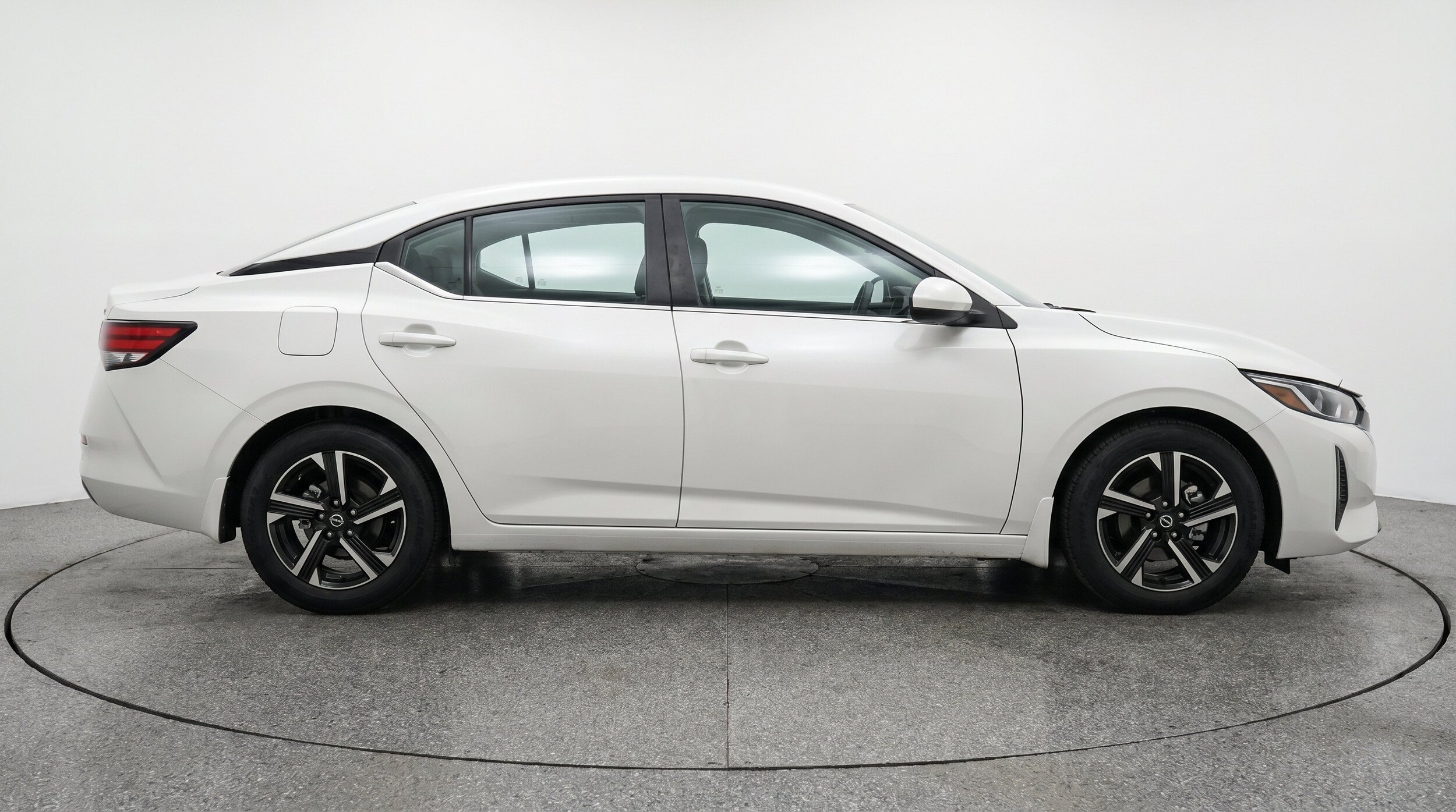 Thumbnail: 2024 Nissan Sentra - 11