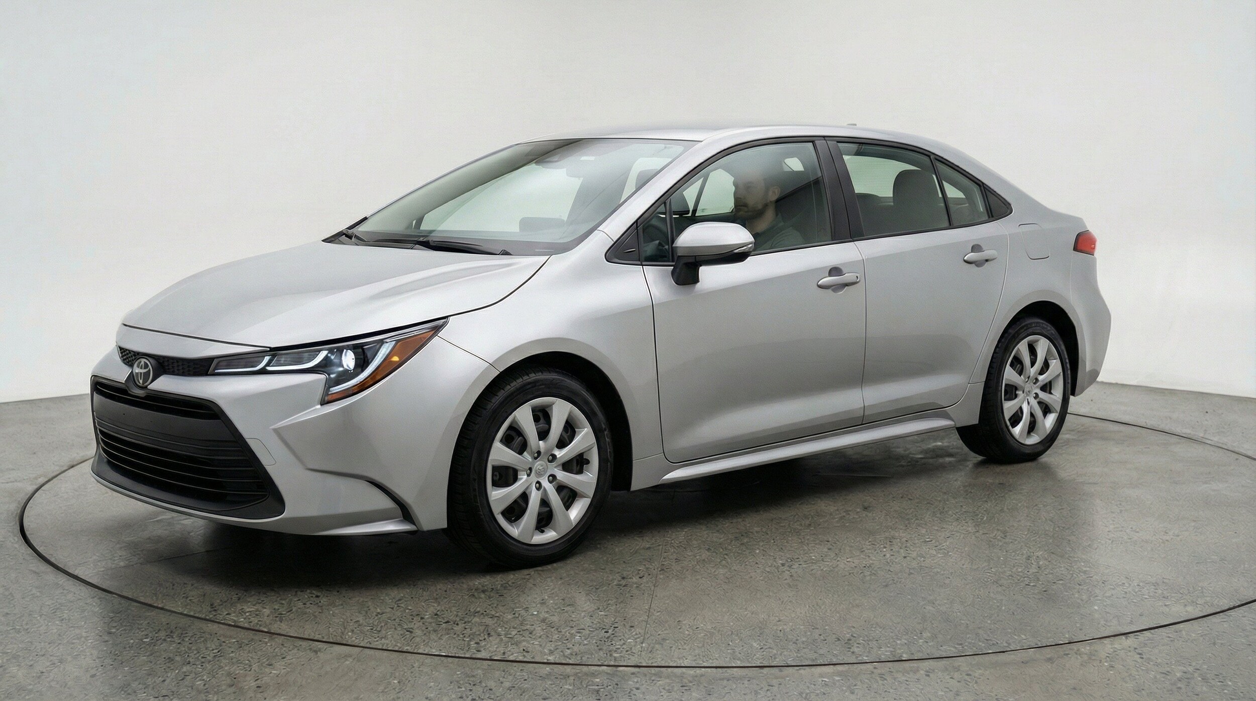 Thumbnail: 2025 Toyota Corolla - 3
