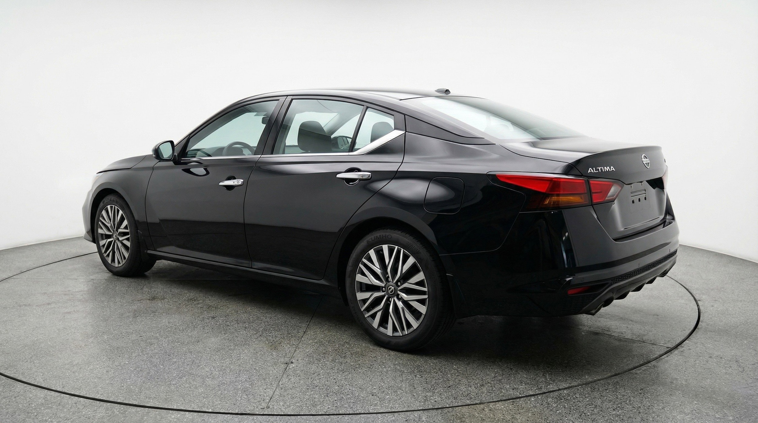 Thumbnail: 2025 Nissan Altima - 6