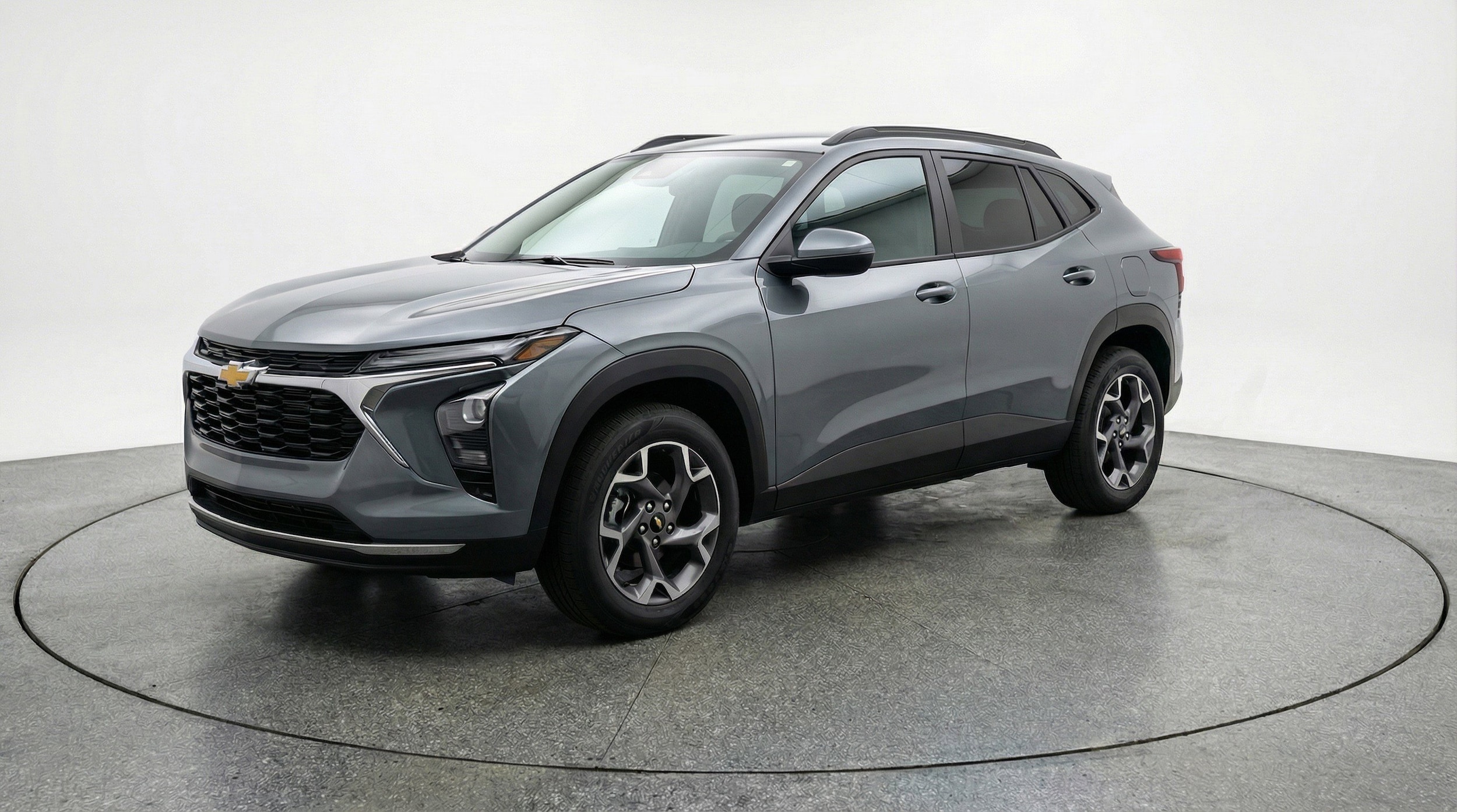 Thumbnail: 2025 Chevrolet Trax - 3