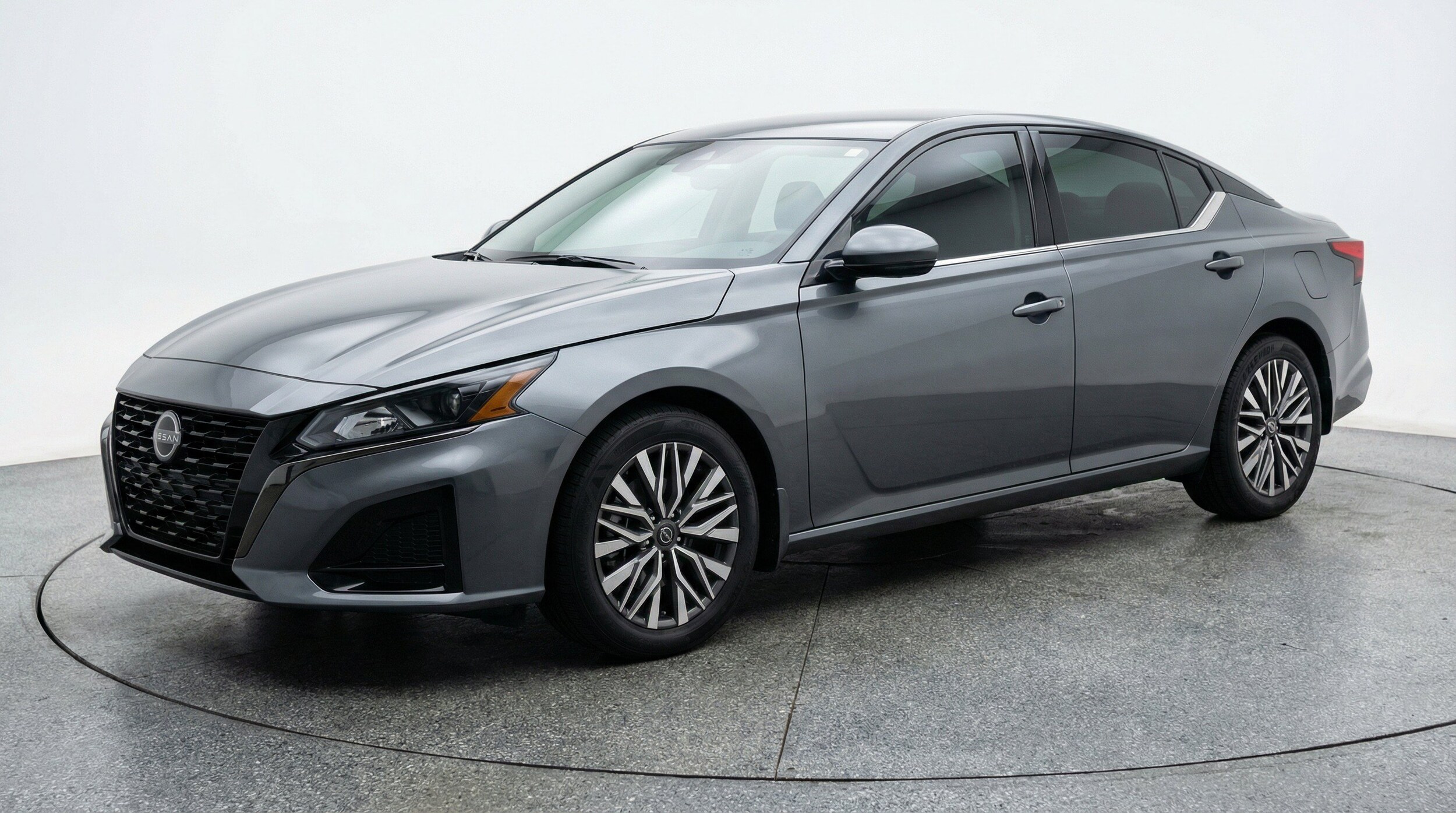 Thumbnail: 2025 Nissan Altima - 3