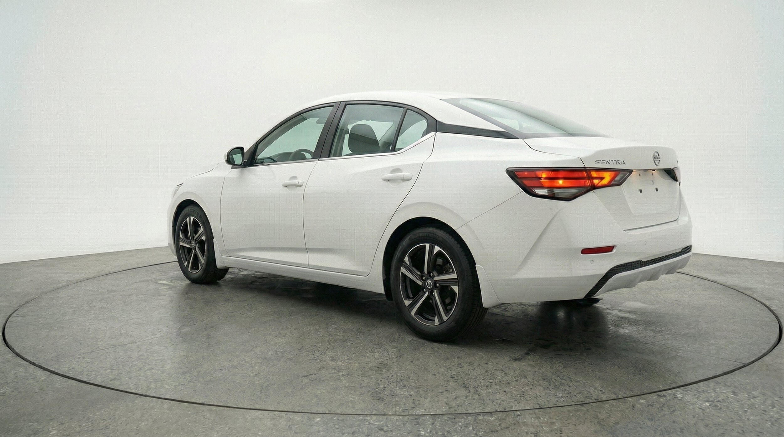 Thumbnail: 2025 Nissan Sentra - 6