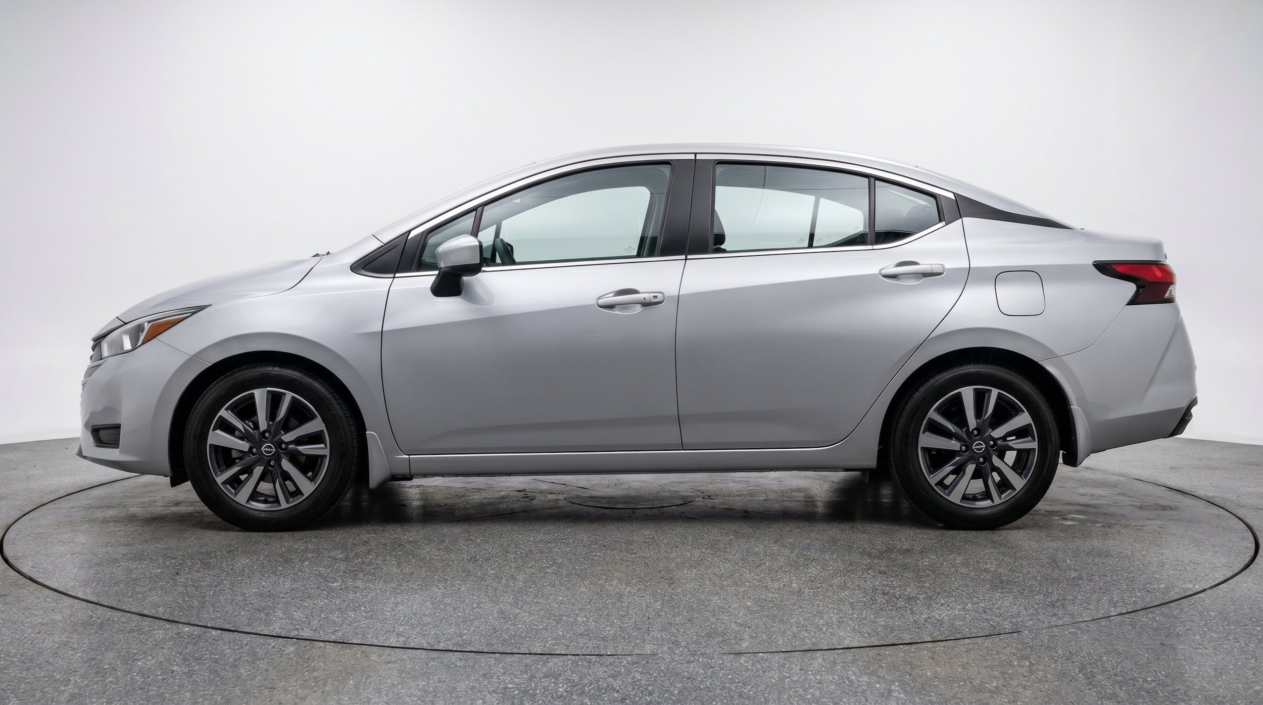 Thumbnail: 2025 Nissan Versa - 5