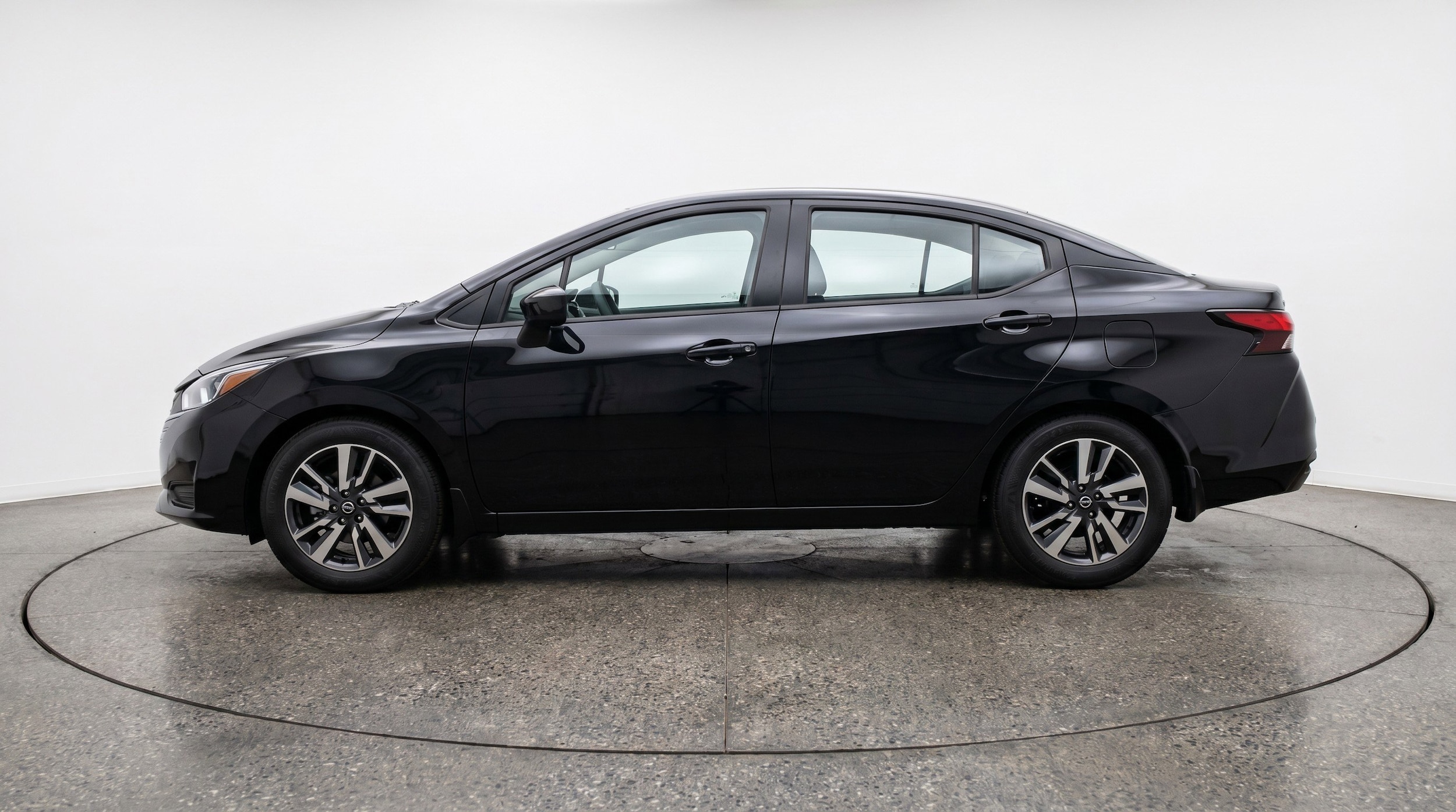 Thumbnail: 2025 Nissan Versa - 5