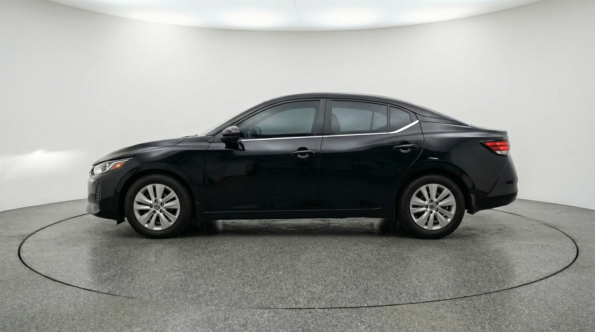 Thumbnail: 2025 Nissan Sentra - 4