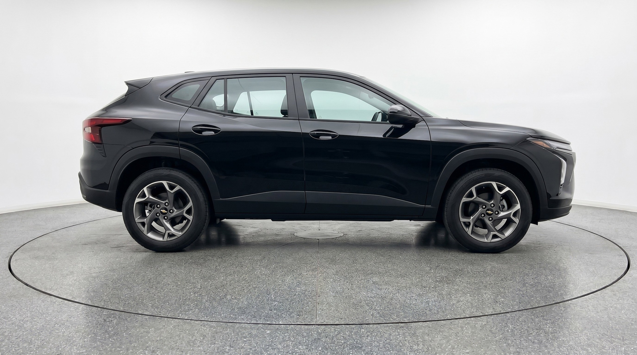 Thumbnail: 2025 Chevrolet Trax - 11